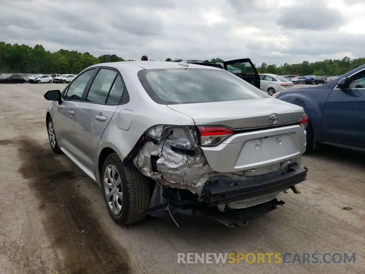 3 Photograph of a damaged car 5YFEPMAE6MP167557 TOYOTA COROLLA 2021