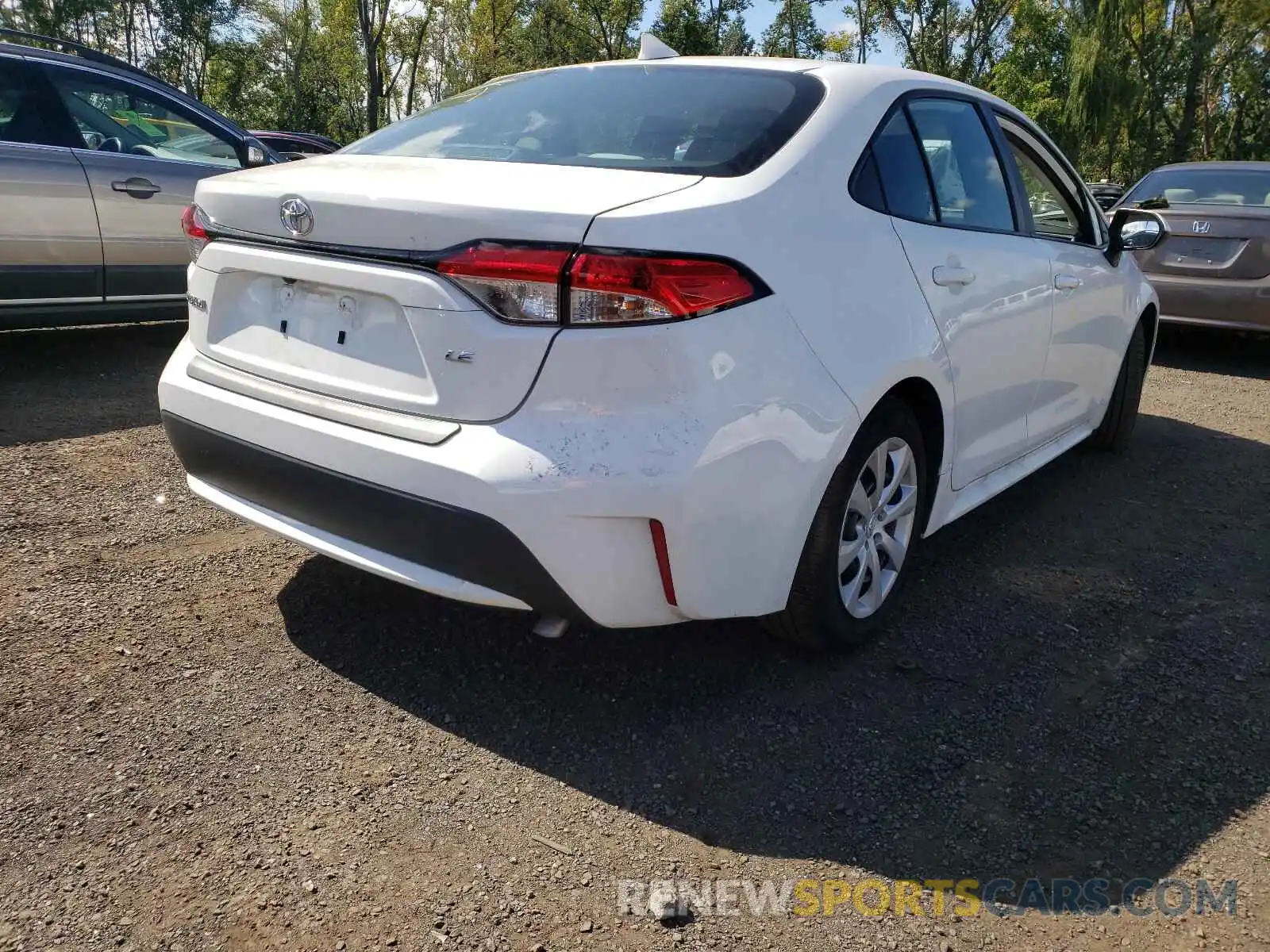 4 Photograph of a damaged car 5YFEPMAE6MP168238 TOYOTA COROLLA 2021