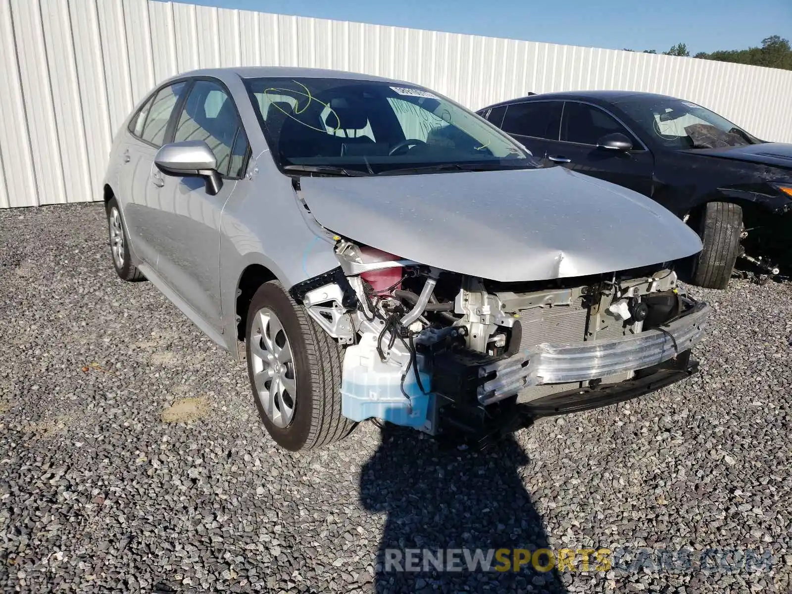 1 Photograph of a damaged car 5YFEPMAE6MP169762 TOYOTA COROLLA 2021