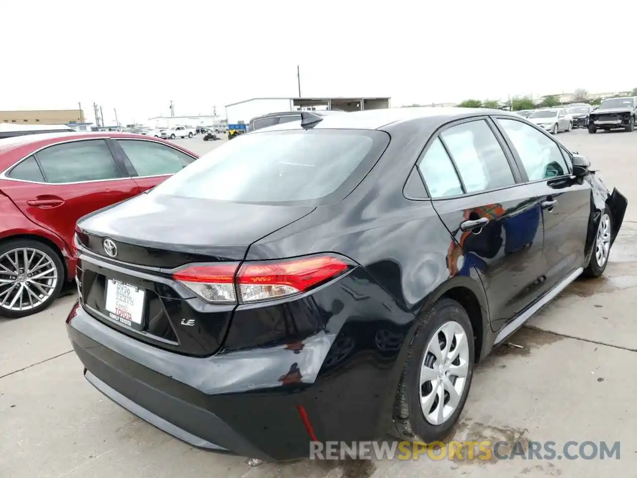 4 Photograph of a damaged car 5YFEPMAE6MP172970 TOYOTA COROLLA 2021