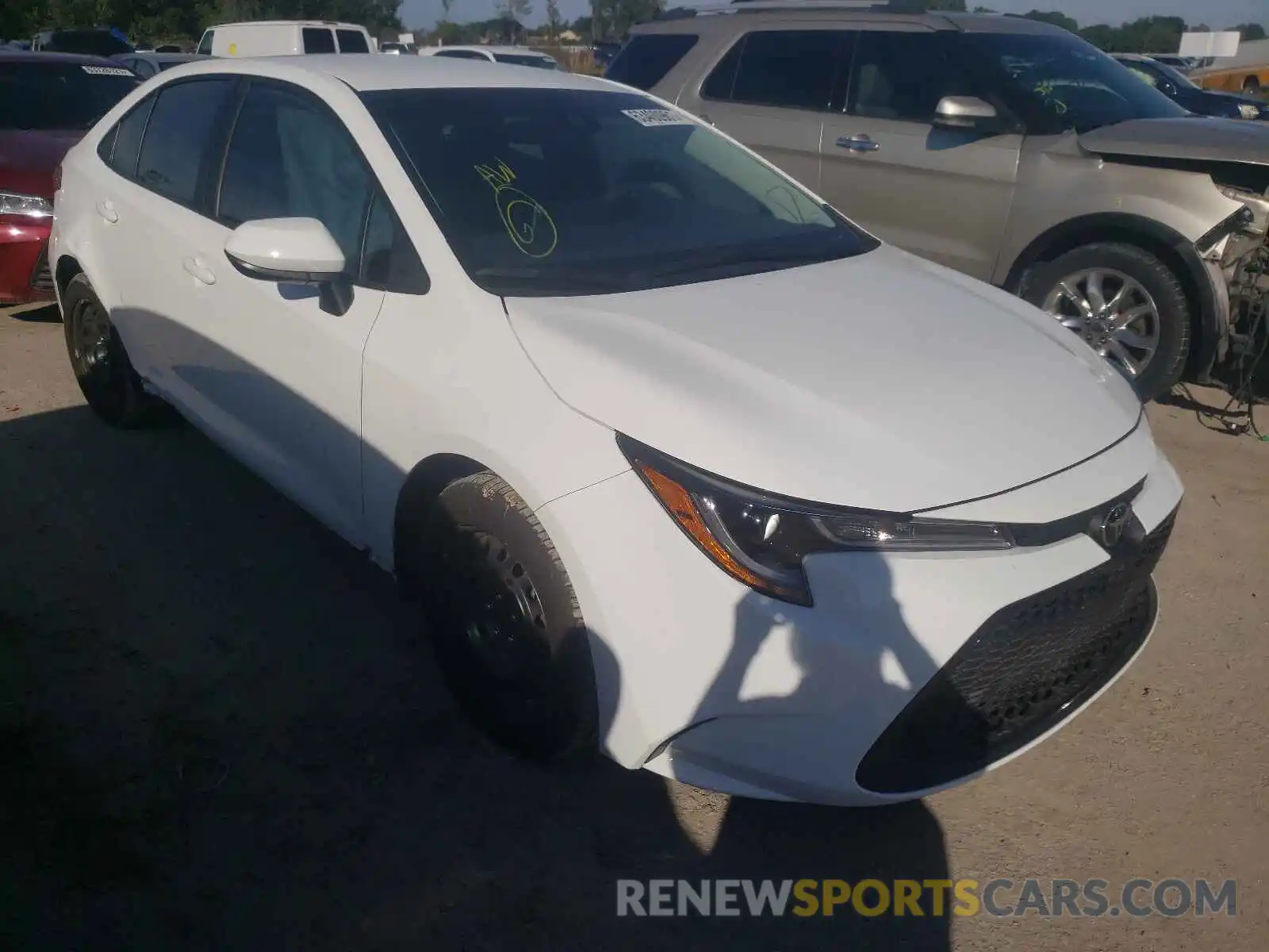 1 Photograph of a damaged car 5YFEPMAE6MP173164 TOYOTA COROLLA 2021