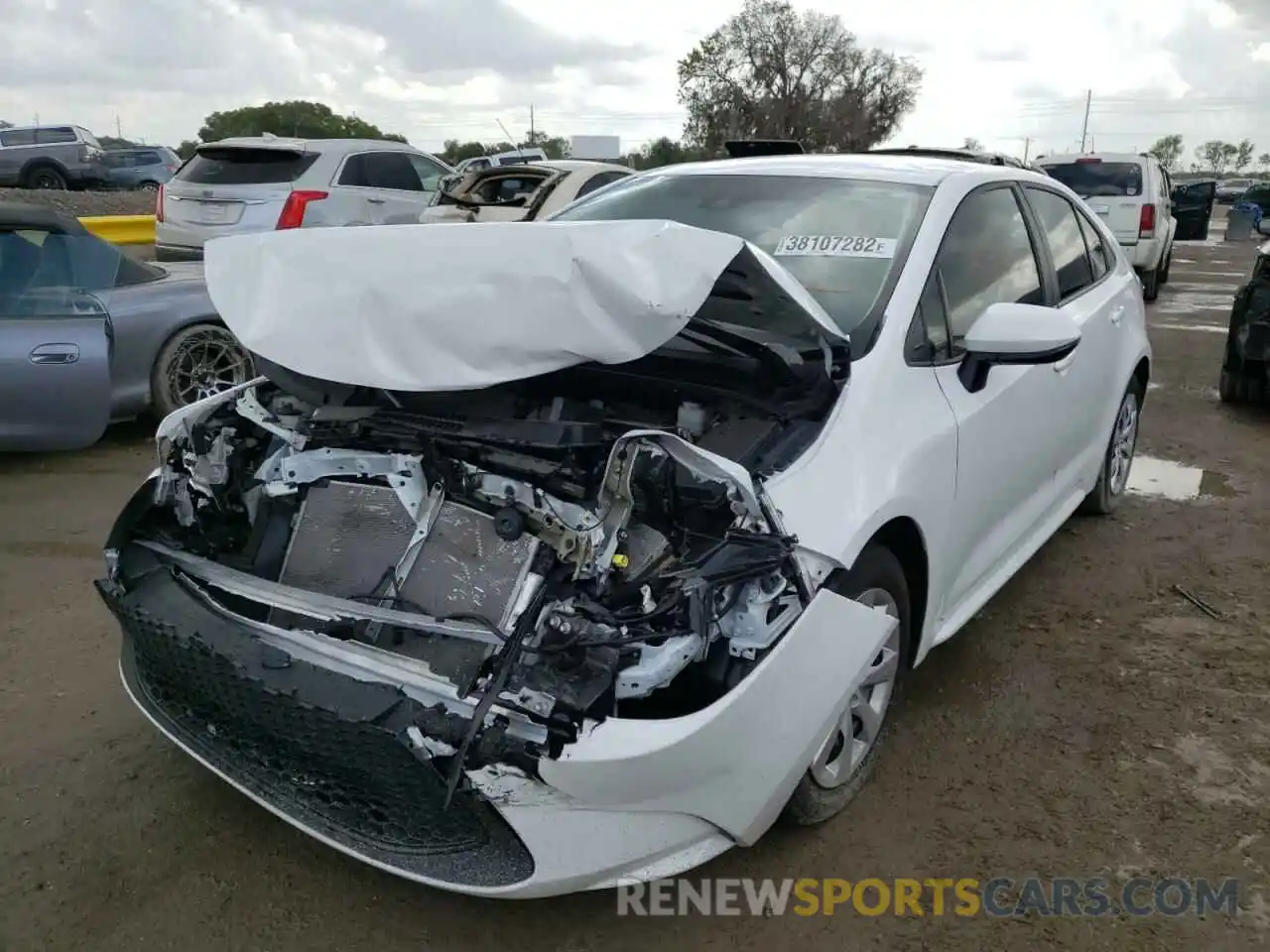 2 Photograph of a damaged car 5YFEPMAE6MP175318 TOYOTA COROLLA 2021