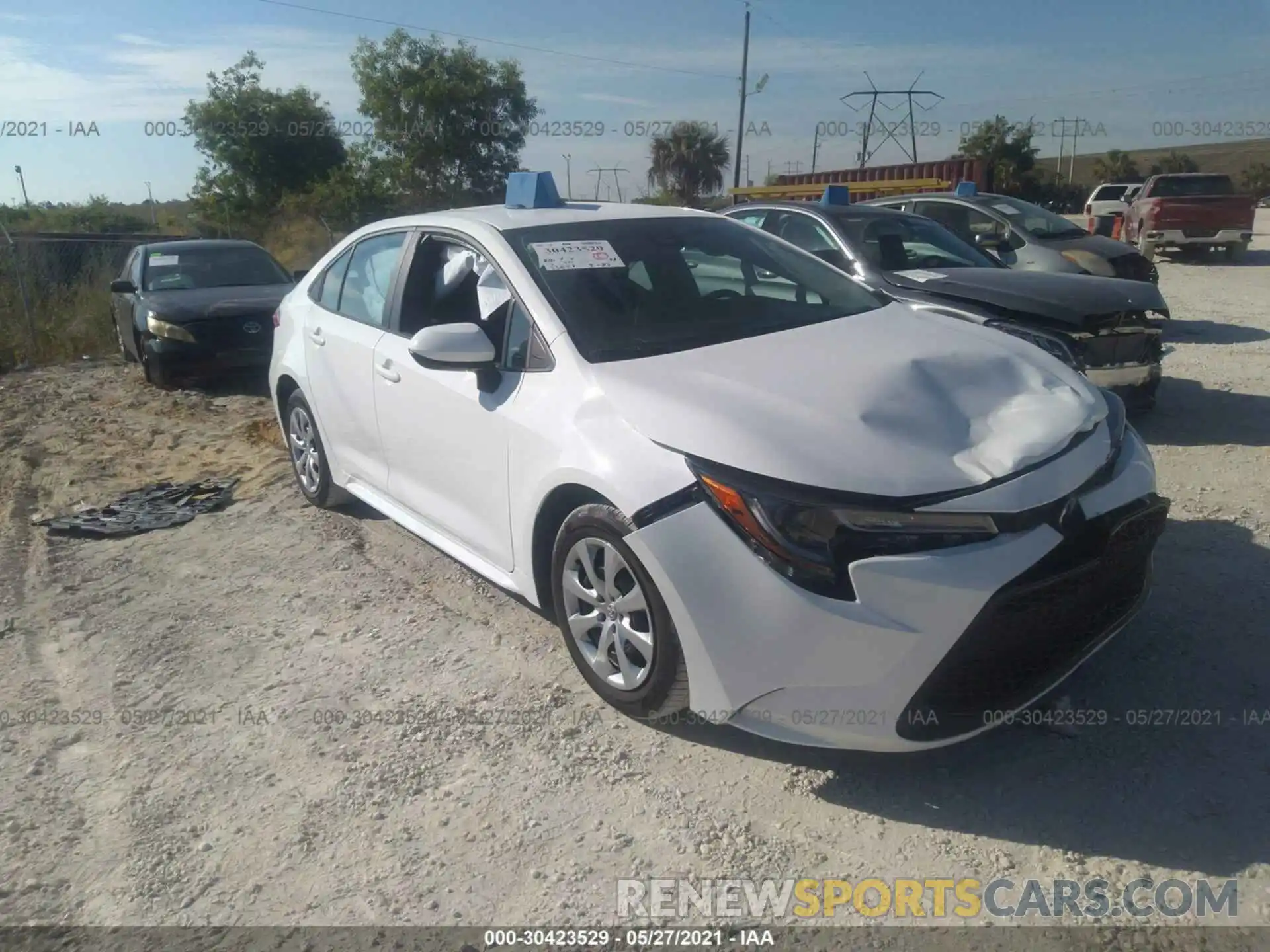 1 Photograph of a damaged car 5YFEPMAE6MP175402 TOYOTA COROLLA 2021