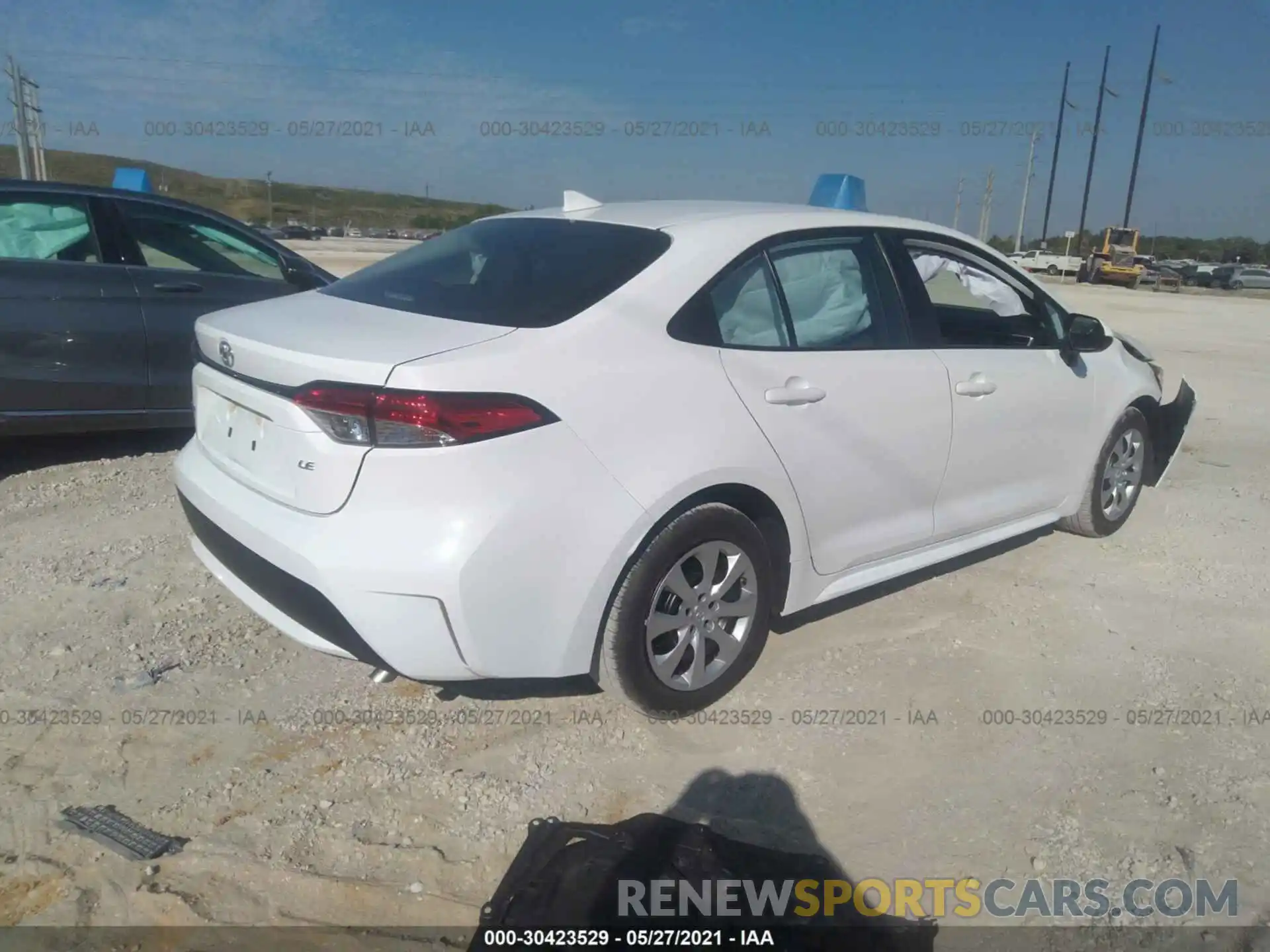 4 Photograph of a damaged car 5YFEPMAE6MP175402 TOYOTA COROLLA 2021