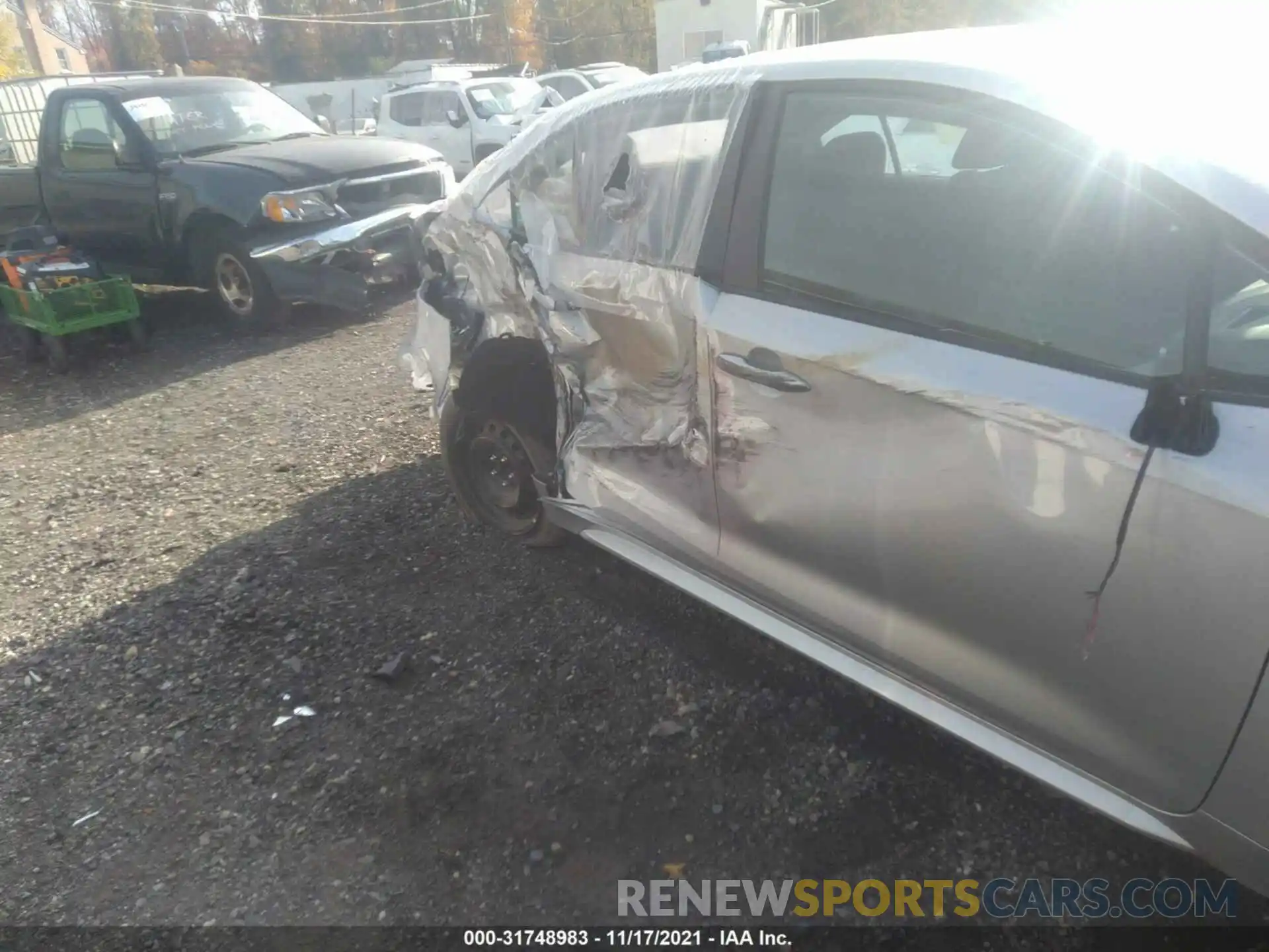 6 Photograph of a damaged car 5YFEPMAE6MP176355 TOYOTA COROLLA 2021