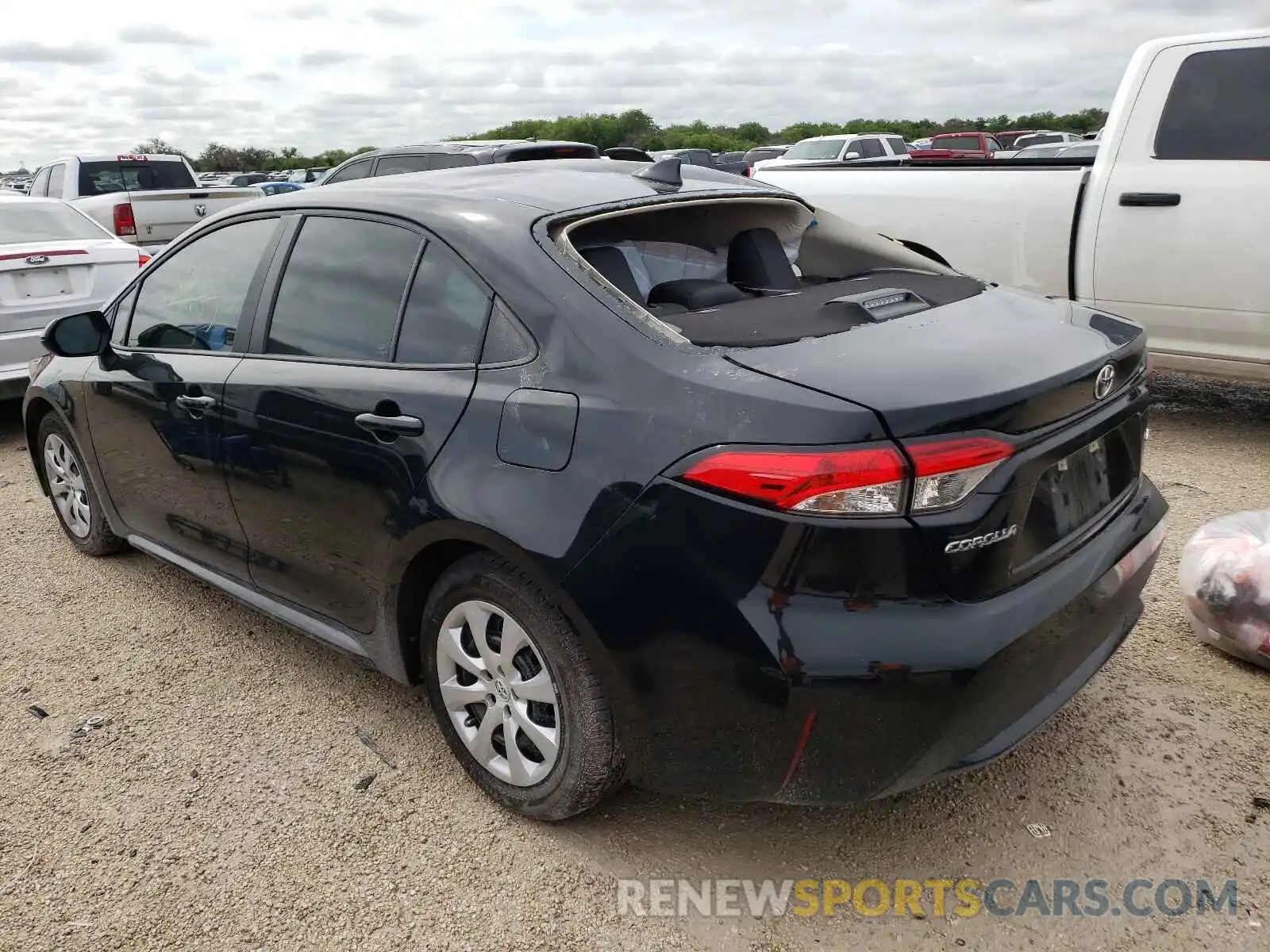 3 Photograph of a damaged car 5YFEPMAE6MP176372 TOYOTA COROLLA 2021