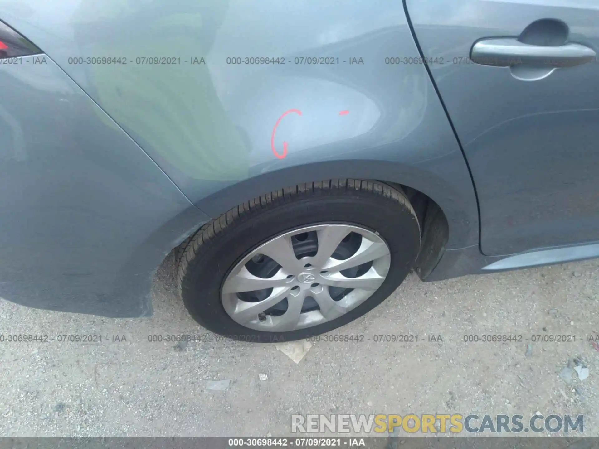 15 Photograph of a damaged car 5YFEPMAE6MP178669 TOYOTA COROLLA 2021