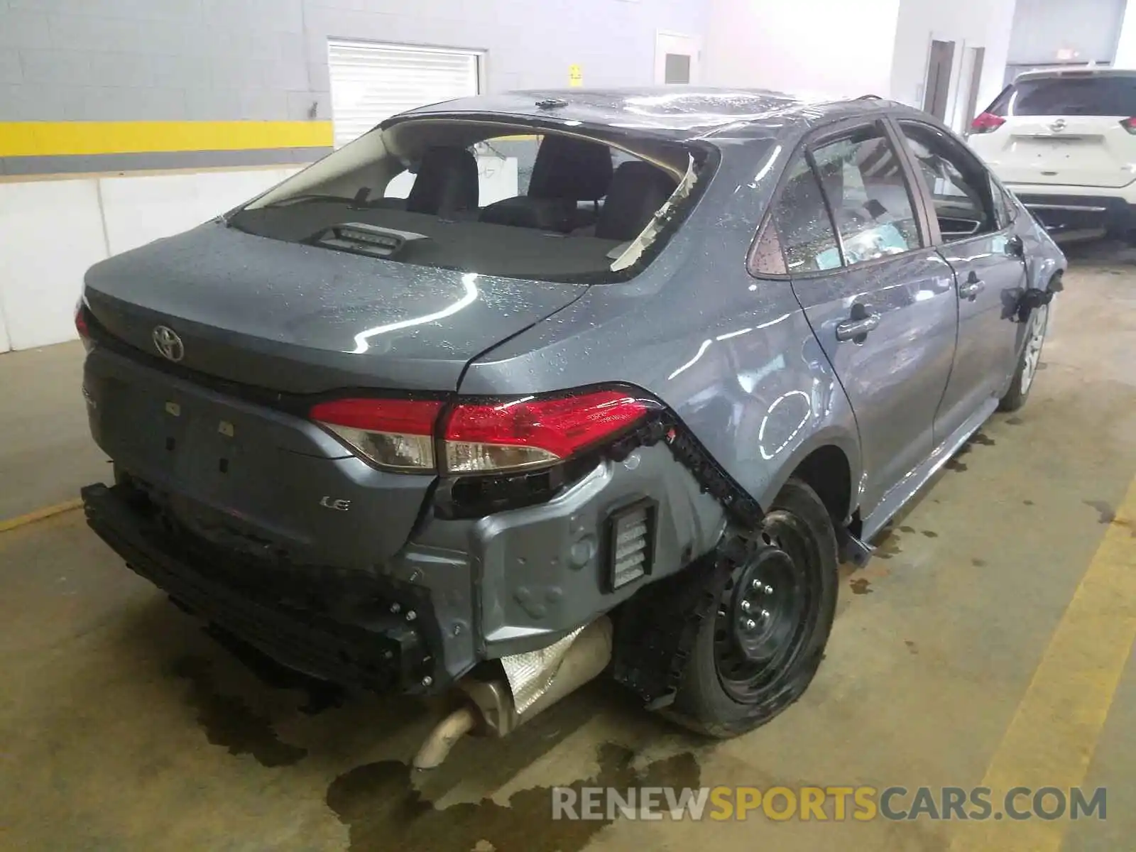 4 Photograph of a damaged car 5YFEPMAE6MP179224 TOYOTA COROLLA 2021