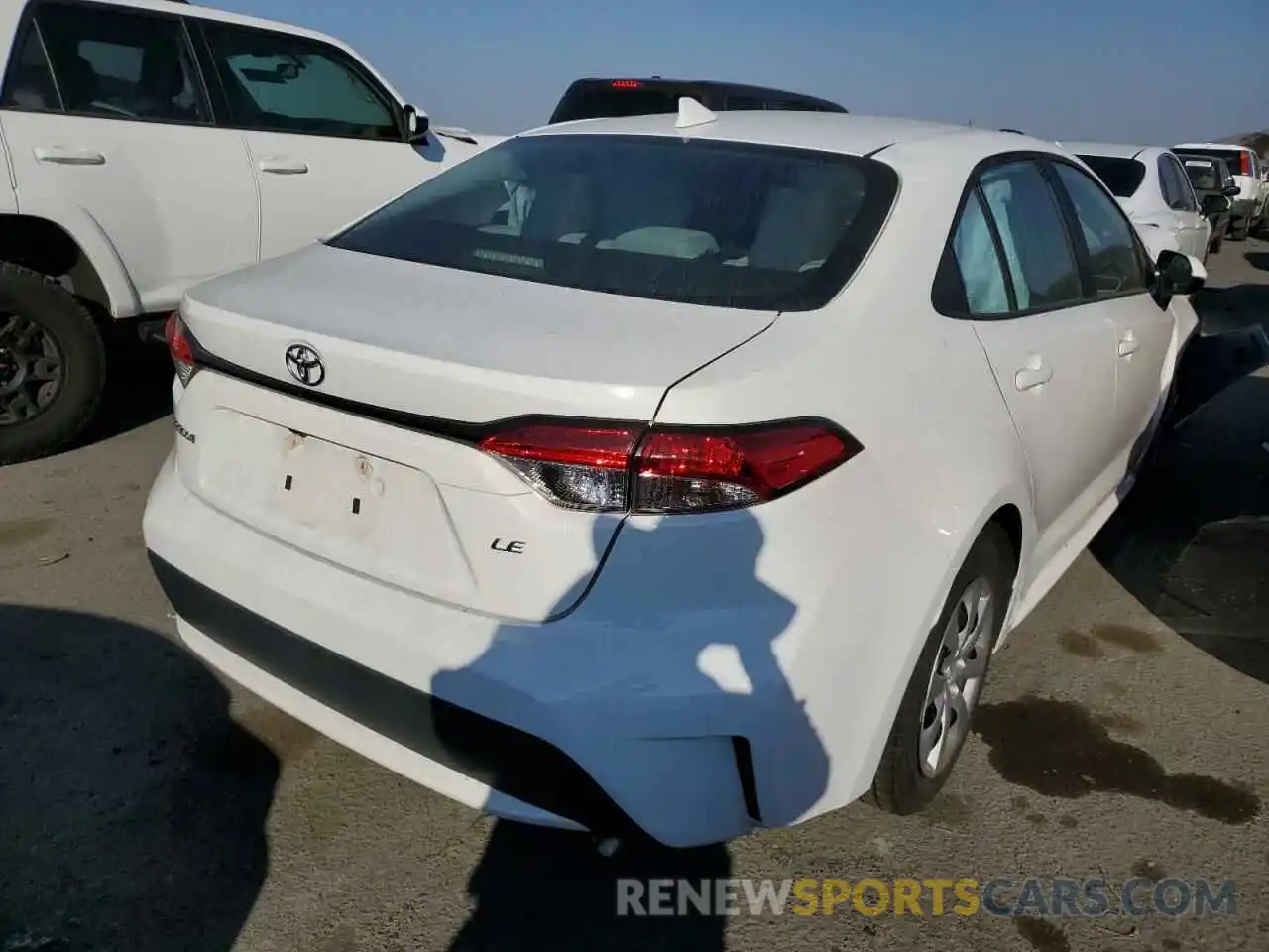 4 Photograph of a damaged car 5YFEPMAE6MP179711 TOYOTA COROLLA 2021