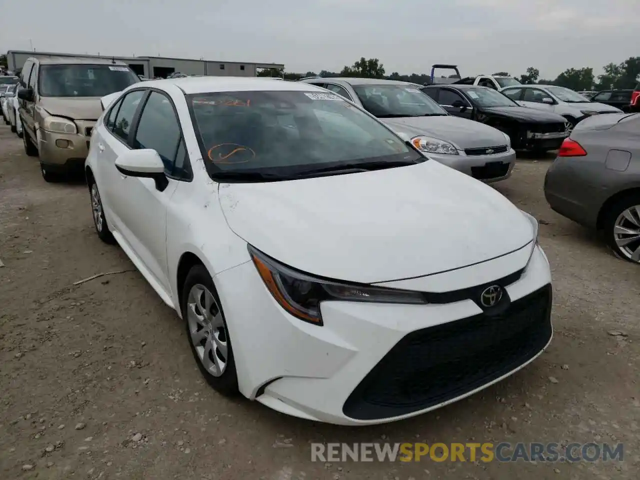 1 Photograph of a damaged car 5YFEPMAE6MP180261 TOYOTA COROLLA 2021