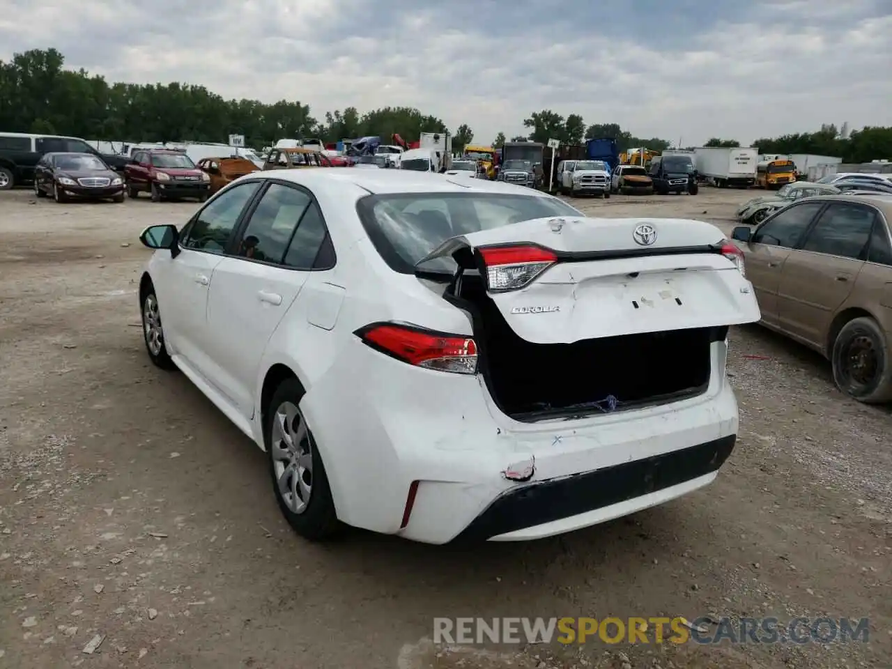 3 Photograph of a damaged car 5YFEPMAE6MP180261 TOYOTA COROLLA 2021