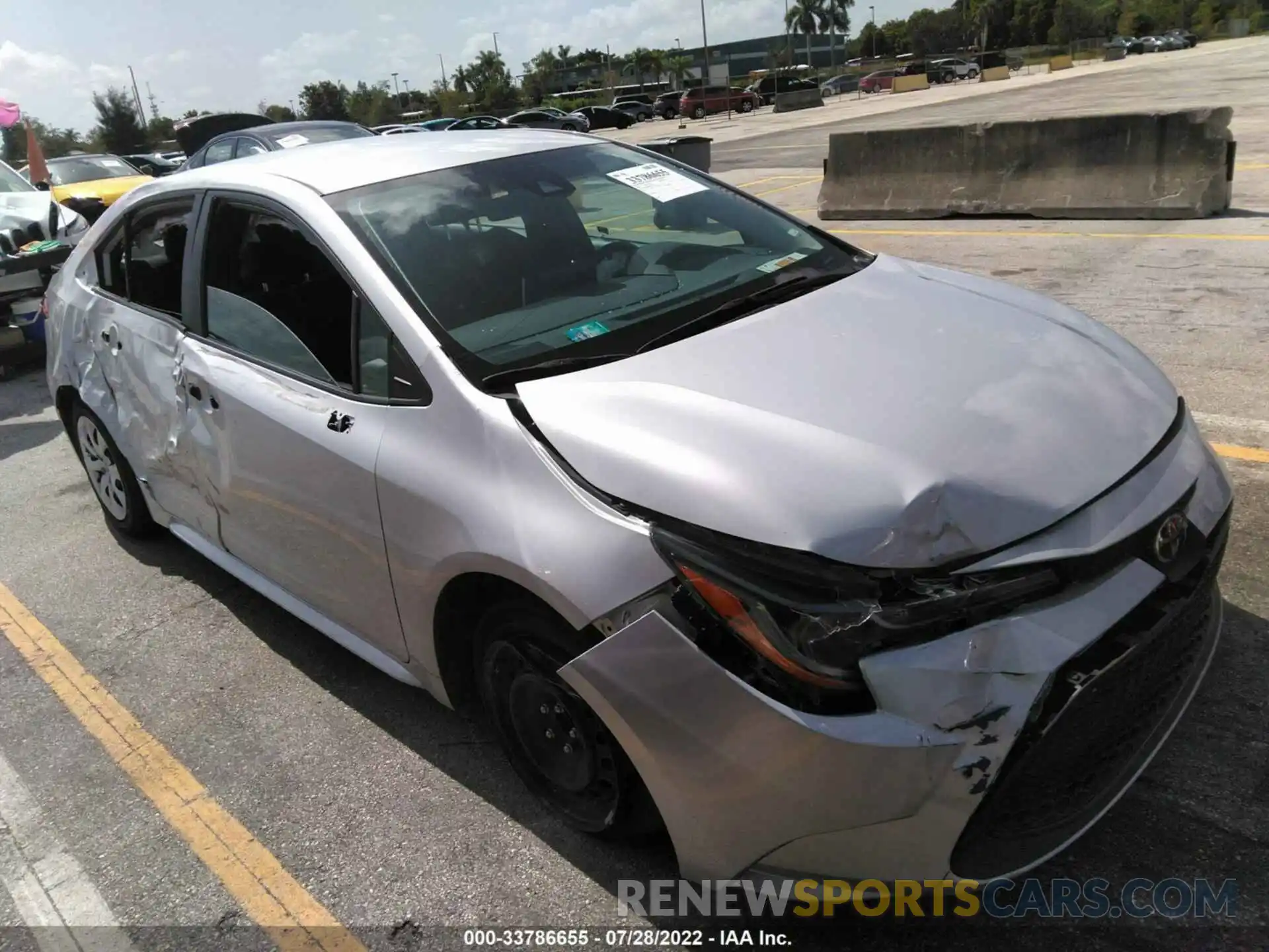 1 Photograph of a damaged car 5YFEPMAE6MP181894 TOYOTA COROLLA 2021