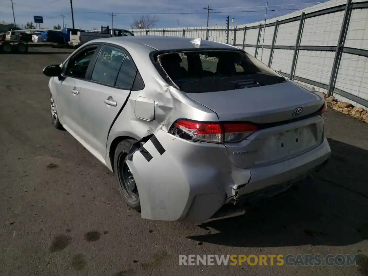 3 Photograph of a damaged car 5YFEPMAE6MP182592 TOYOTA COROLLA 2021