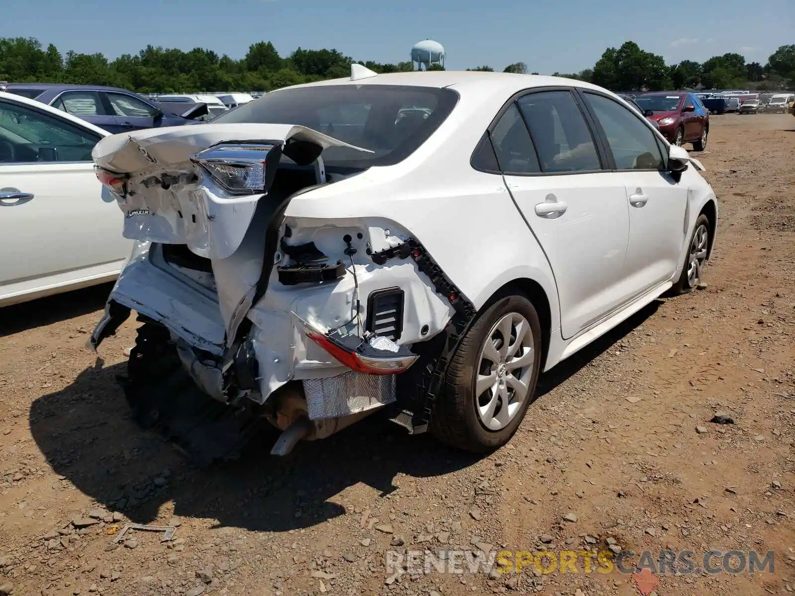 4 Photograph of a damaged car 5YFEPMAE6MP183919 TOYOTA COROLLA 2021