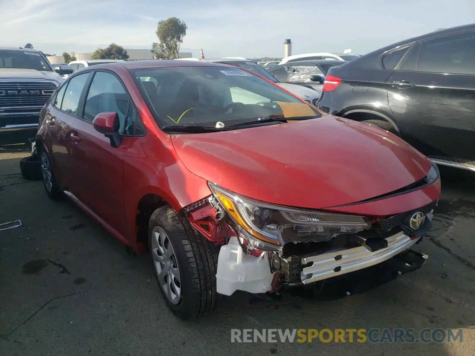 1 Photograph of a damaged car 5YFEPMAE6MP184407 TOYOTA COROLLA 2021