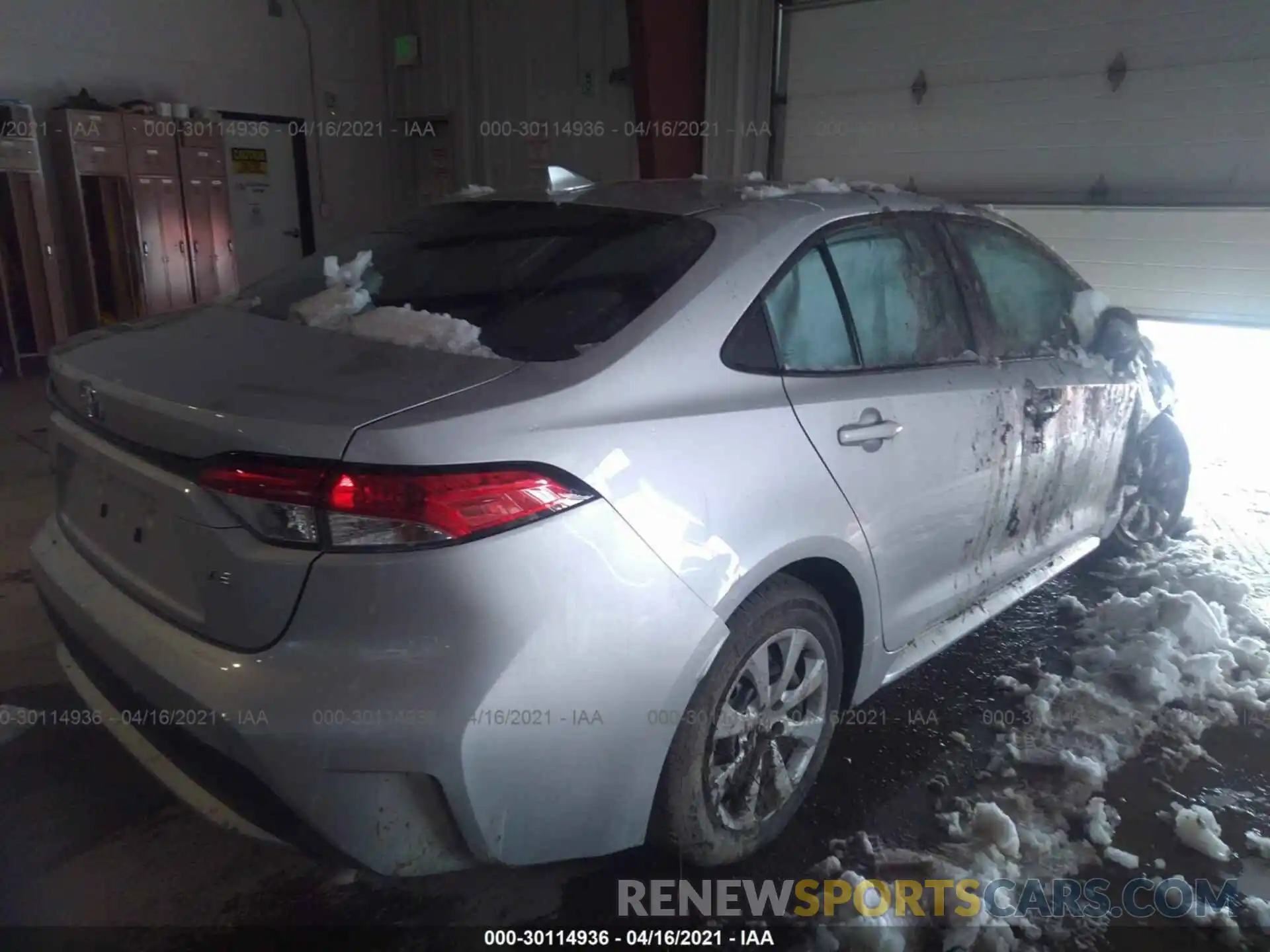 4 Photograph of a damaged car 5YFEPMAE6MP187968 TOYOTA COROLLA 2021