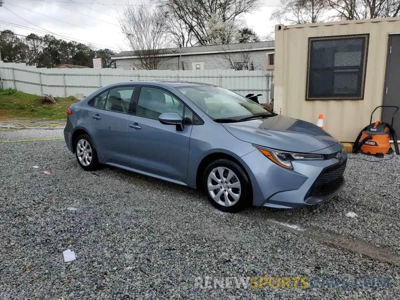 4 Photograph of a damaged car 5YFEPMAE6MP188358 TOYOTA COROLLA 2021