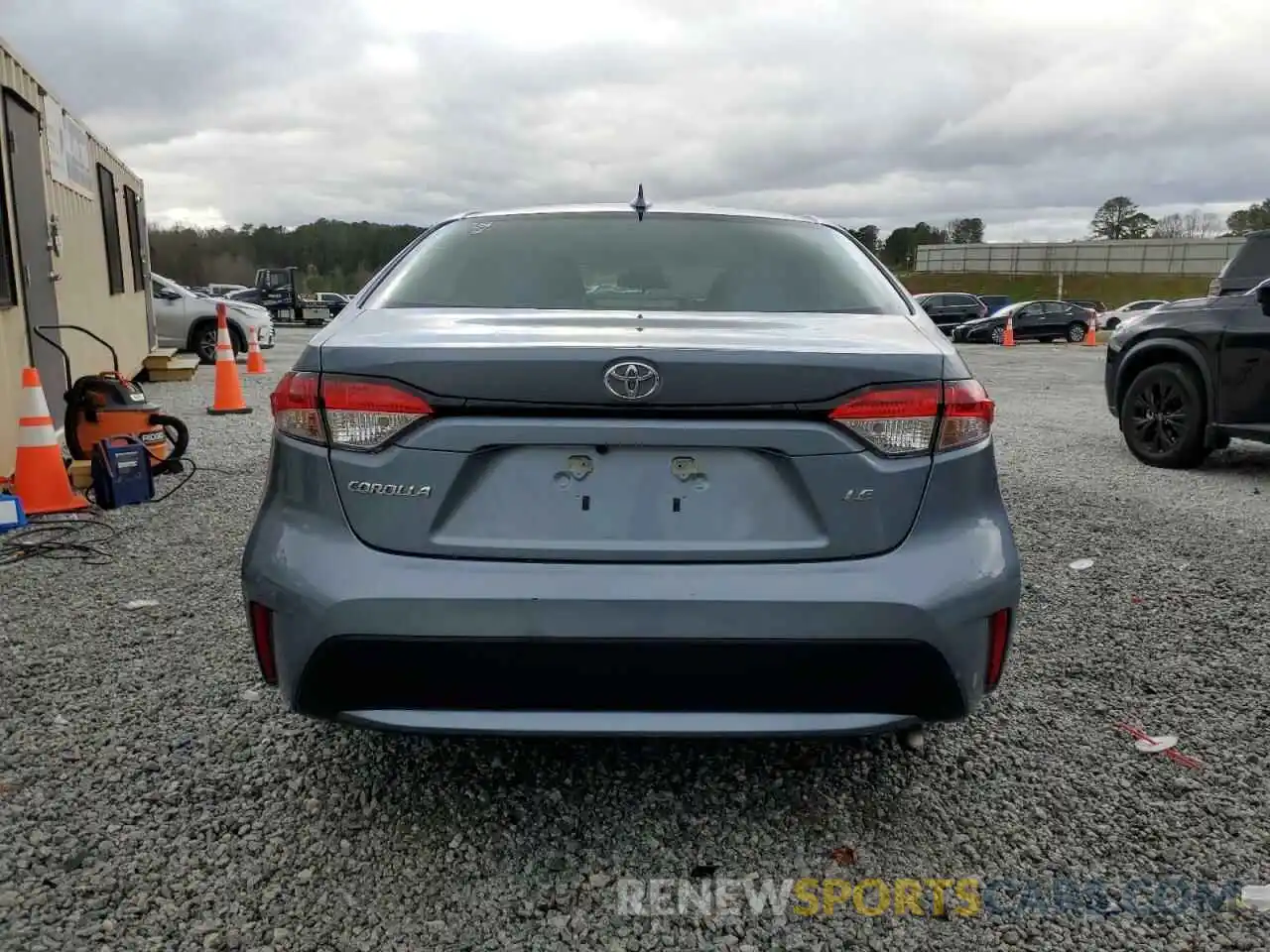 6 Photograph of a damaged car 5YFEPMAE6MP188358 TOYOTA COROLLA 2021