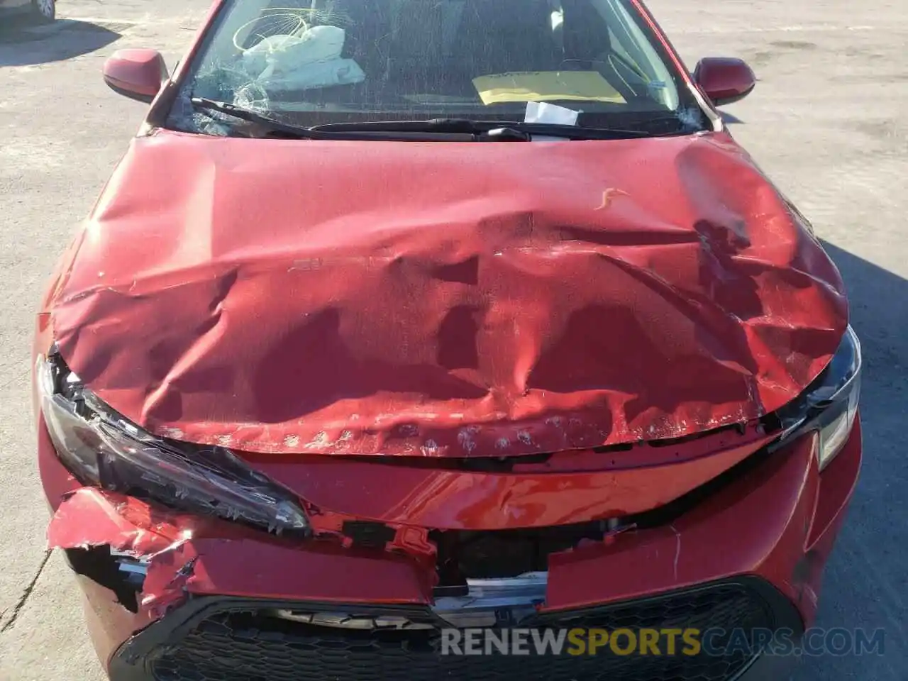 9 Photograph of a damaged car 5YFEPMAE6MP190658 TOYOTA COROLLA 2021