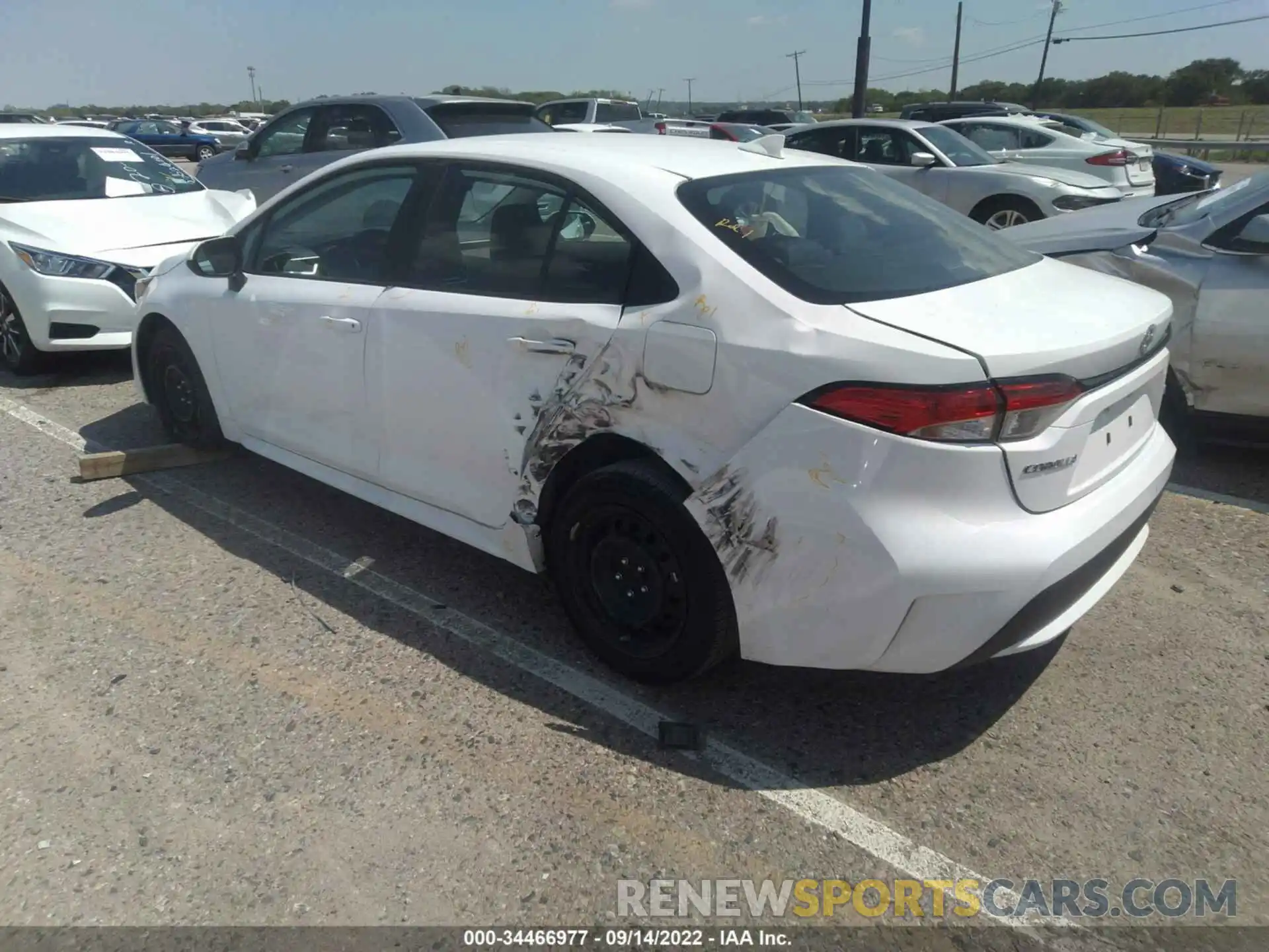 3 Photograph of a damaged car 5YFEPMAE6MP191051 TOYOTA COROLLA 2021