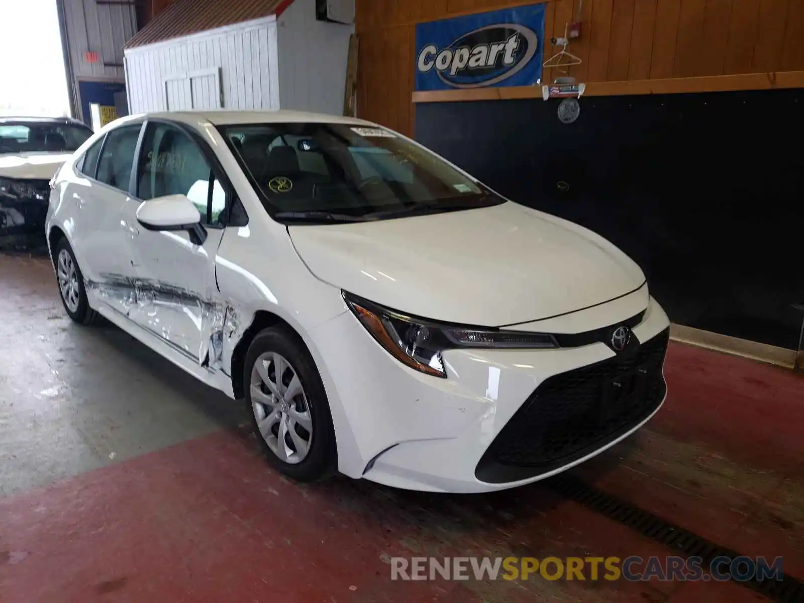 1 Photograph of a damaged car 5YFEPMAE6MP191227 TOYOTA COROLLA 2021