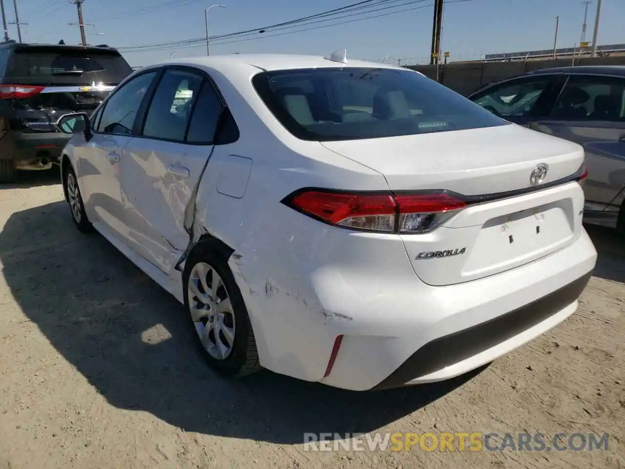 3 Photograph of a damaged car 5YFEPMAE6MP195813 TOYOTA COROLLA 2021