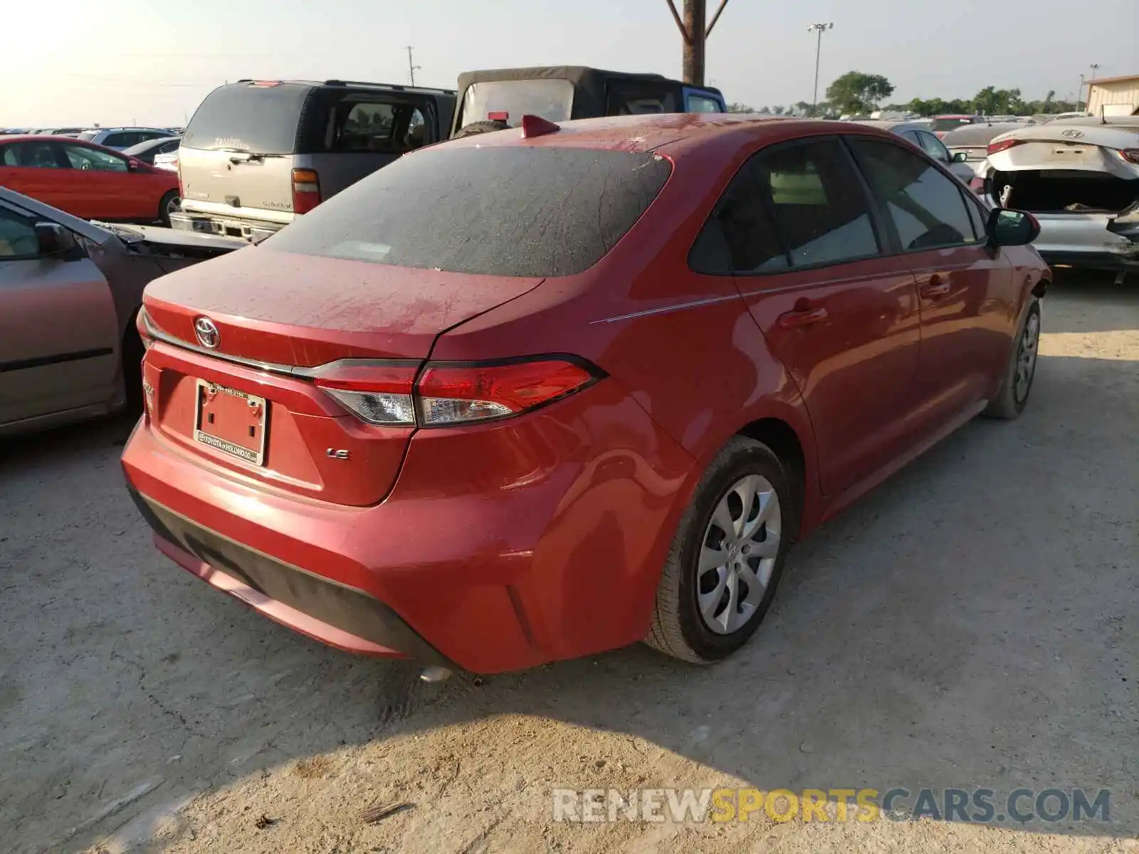 4 Photograph of a damaged car 5YFEPMAE6MP196895 TOYOTA COROLLA 2021