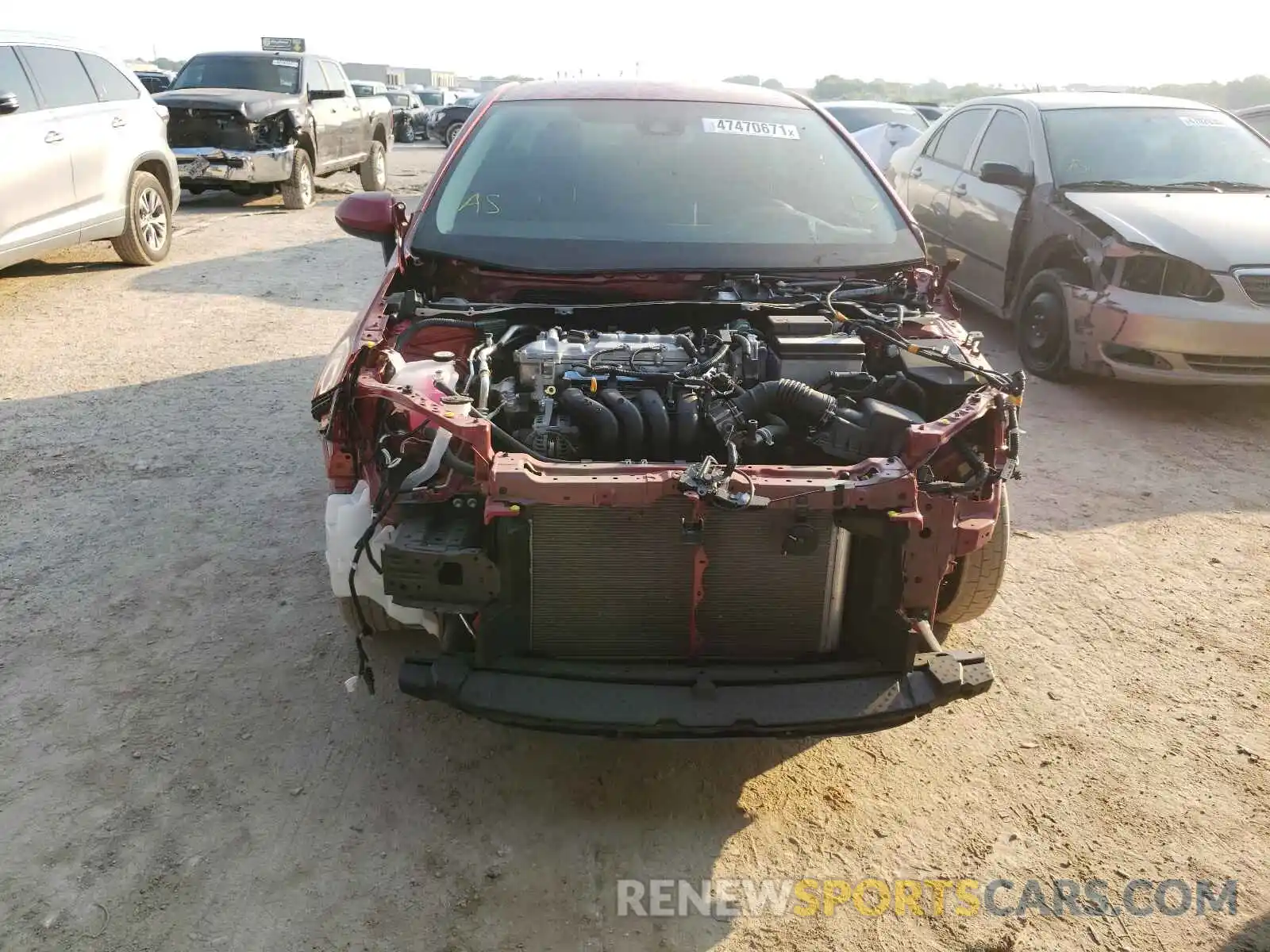 9 Photograph of a damaged car 5YFEPMAE6MP196895 TOYOTA COROLLA 2021