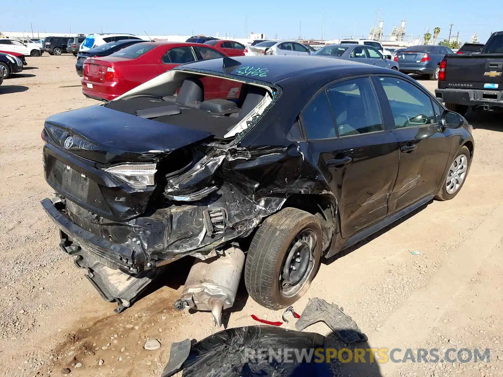 4 Photograph of a damaged car 5YFEPMAE6MP200749 TOYOTA COROLLA 2021