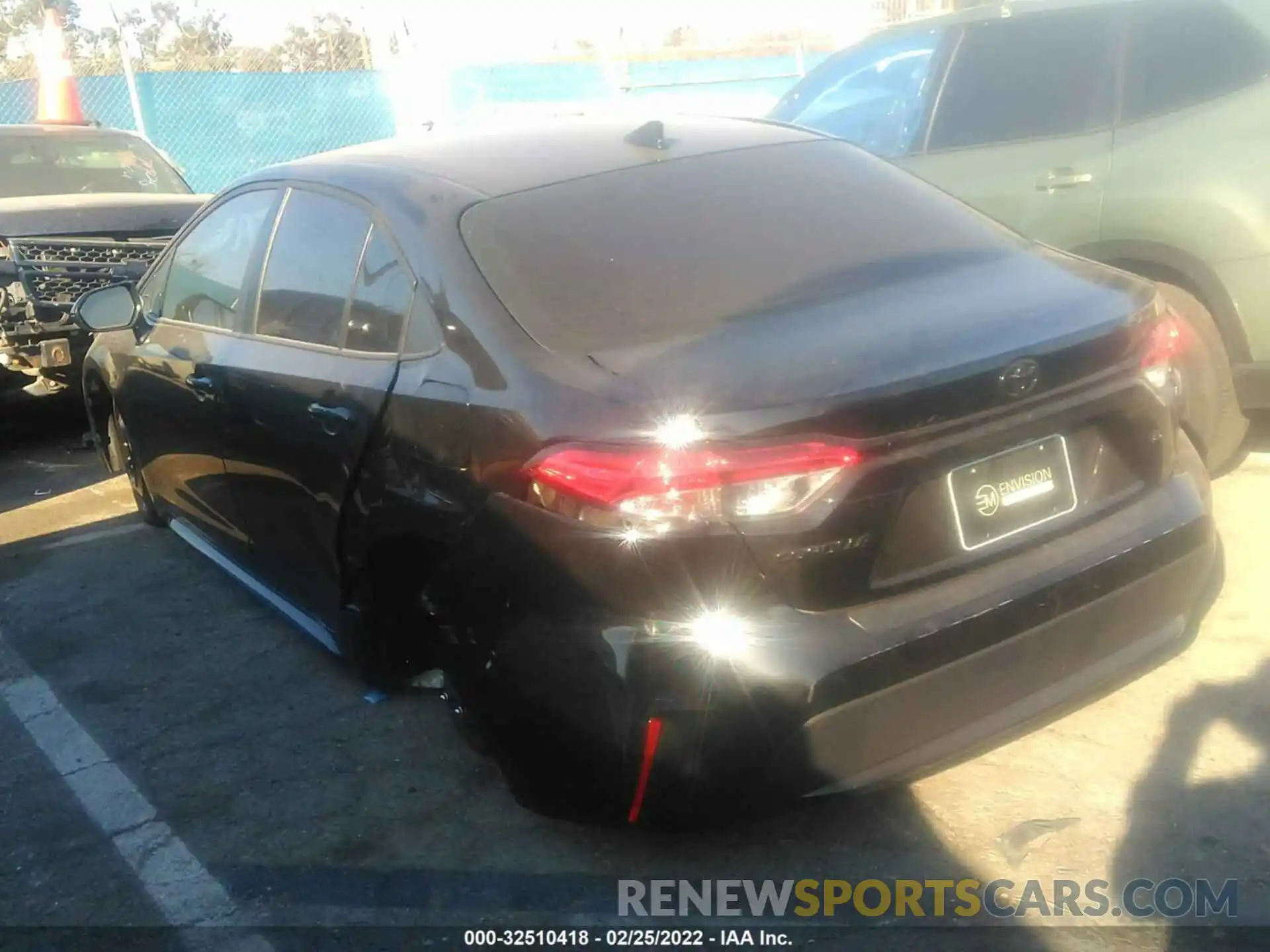 3 Photograph of a damaged car 5YFEPMAE6MP201772 TOYOTA COROLLA 2021