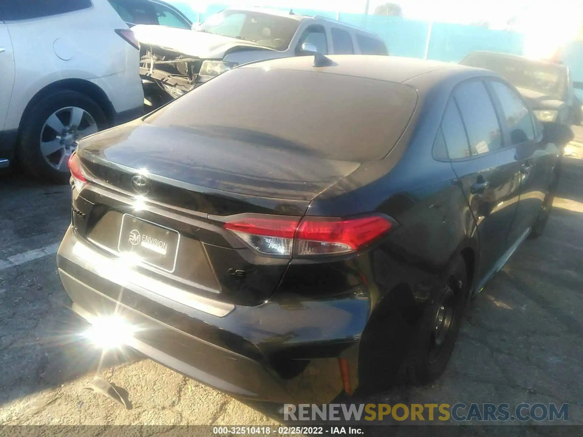 4 Photograph of a damaged car 5YFEPMAE6MP201772 TOYOTA COROLLA 2021