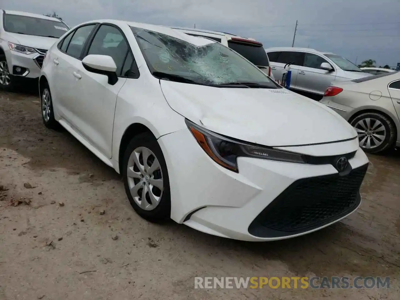 1 Photograph of a damaged car 5YFEPMAE6MP202615 TOYOTA COROLLA 2021