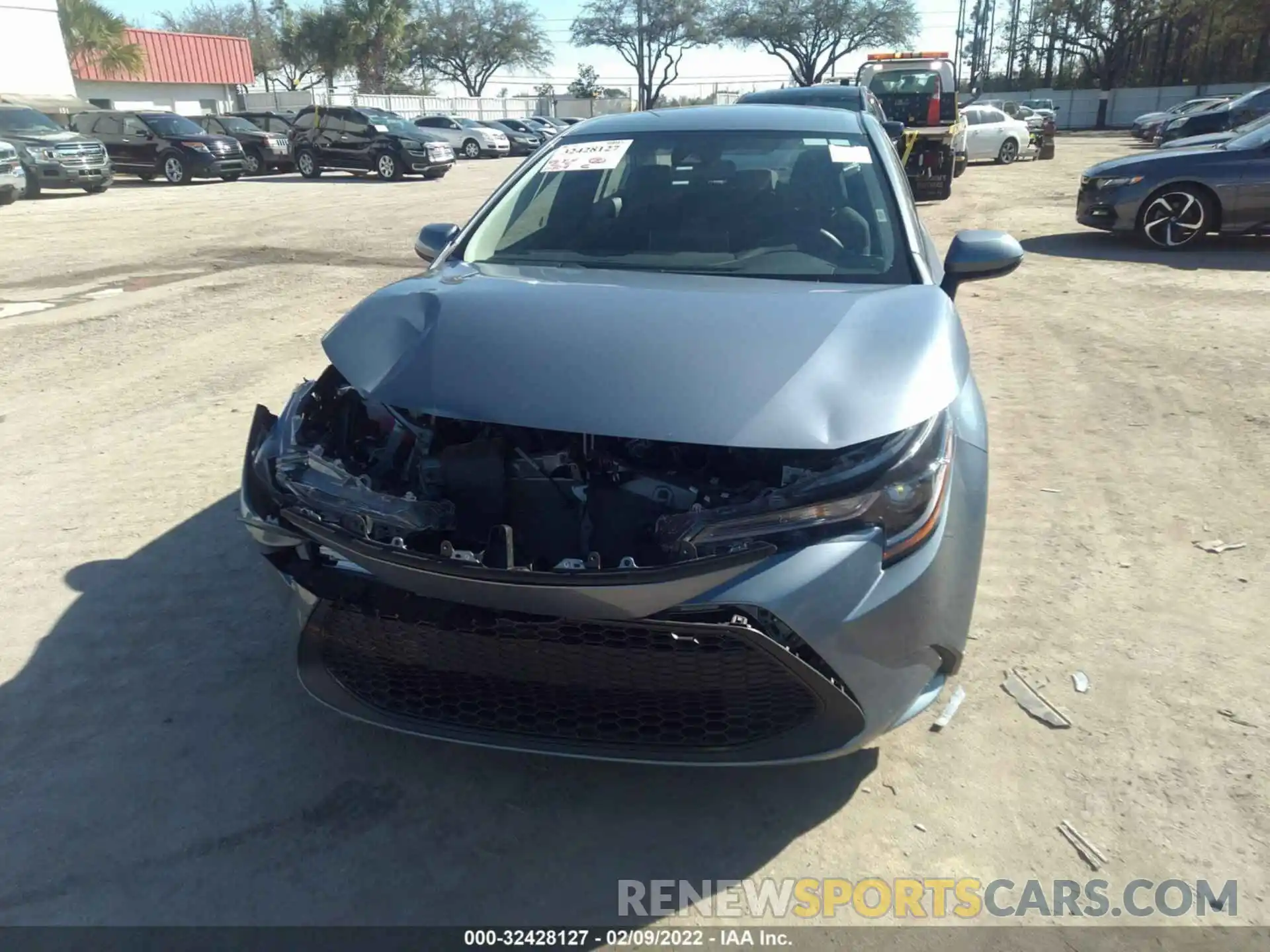 6 Photograph of a damaged car 5YFEPMAE6MP202811 TOYOTA COROLLA 2021