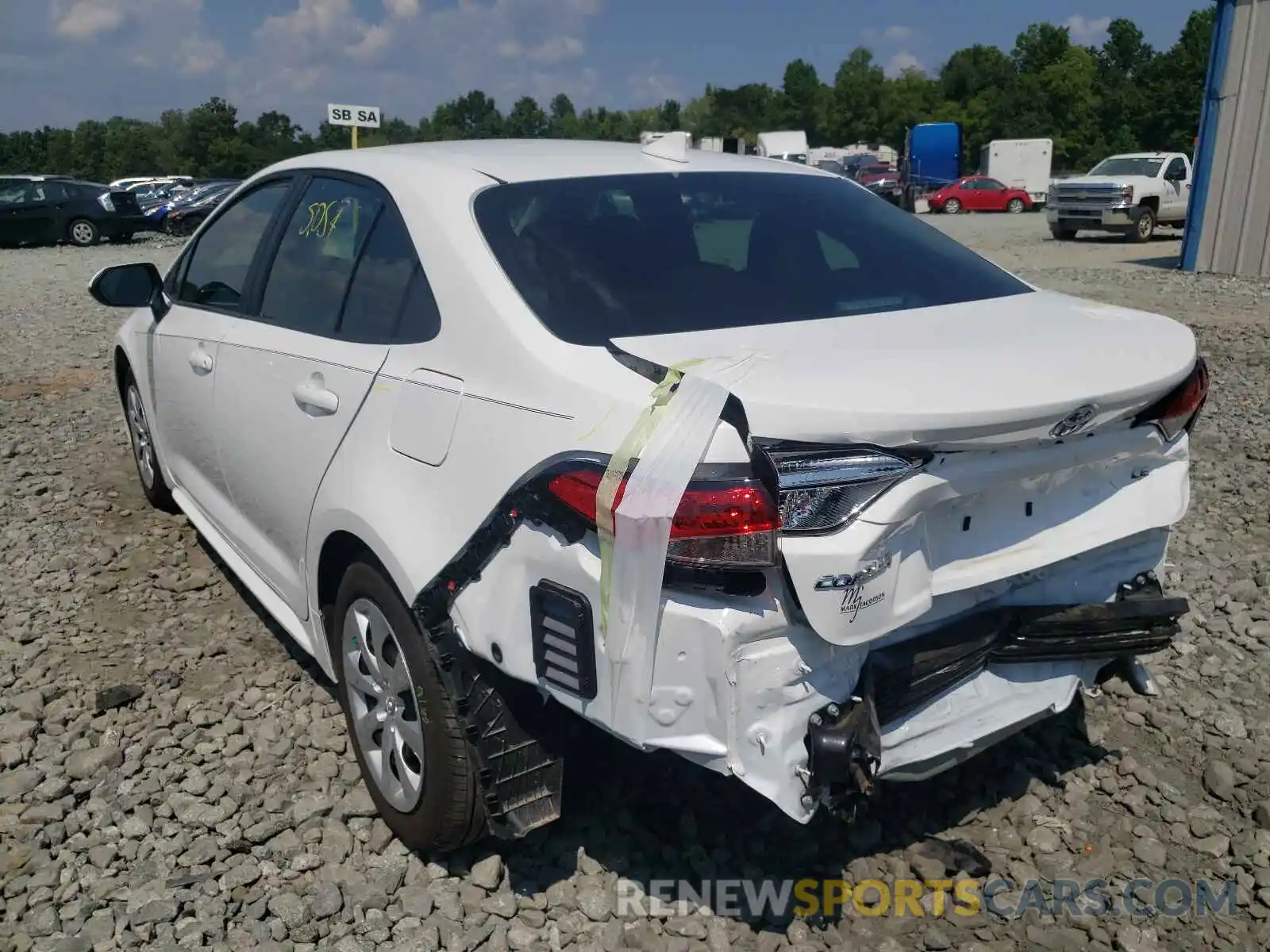 3 Photograph of a damaged car 5YFEPMAE6MP203392 TOYOTA COROLLA 2021