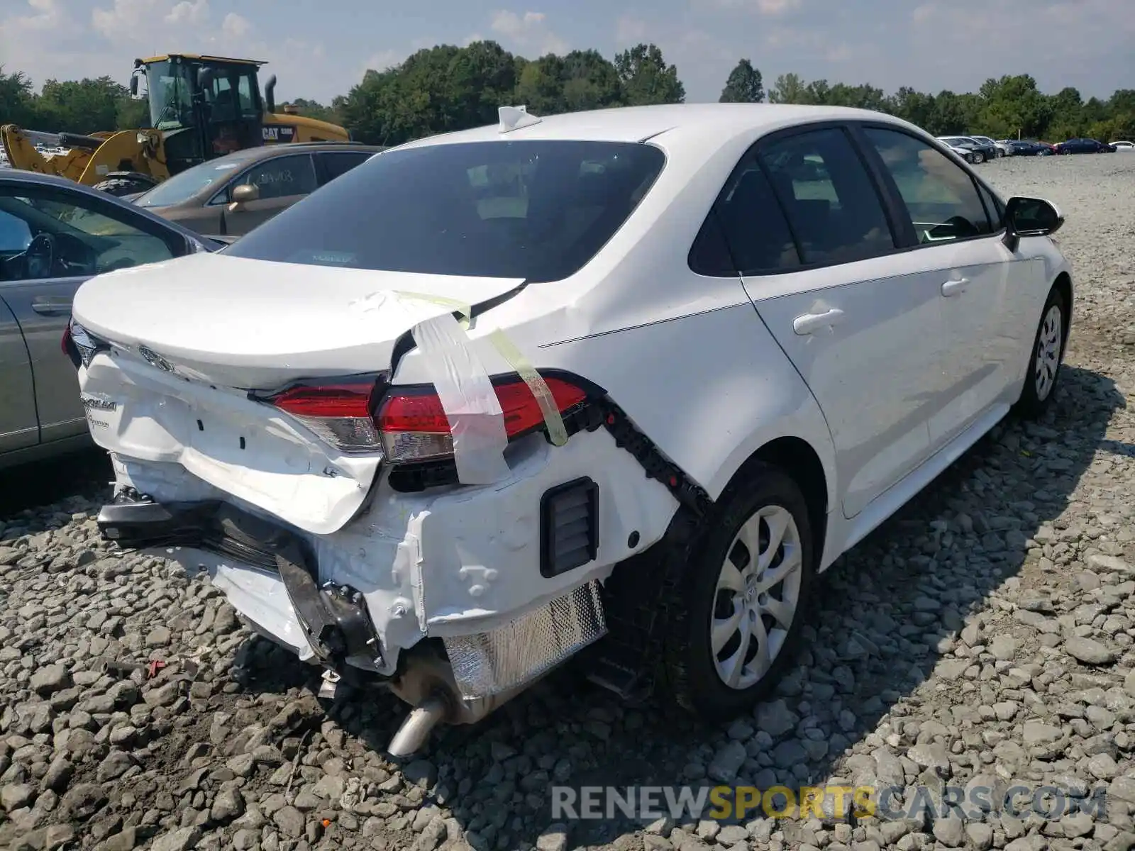 4 Photograph of a damaged car 5YFEPMAE6MP203392 TOYOTA COROLLA 2021