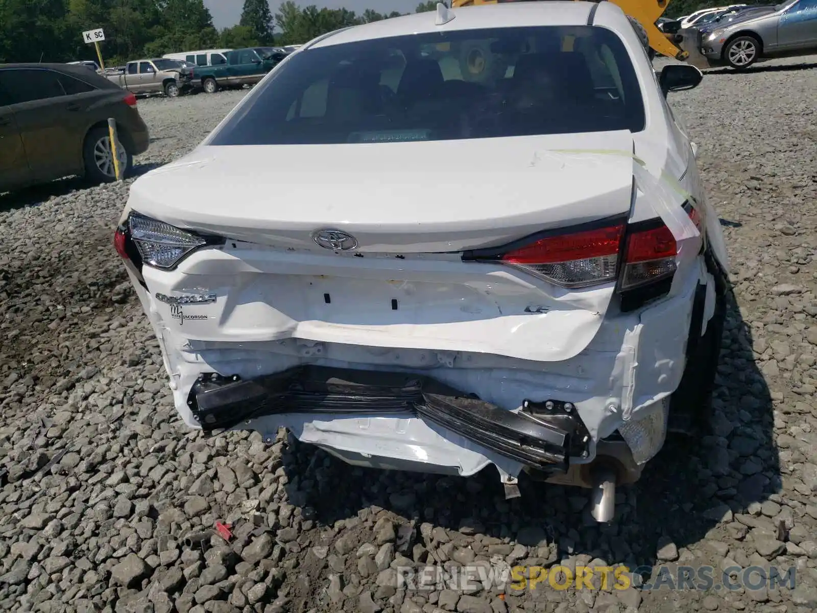 9 Photograph of a damaged car 5YFEPMAE6MP203392 TOYOTA COROLLA 2021