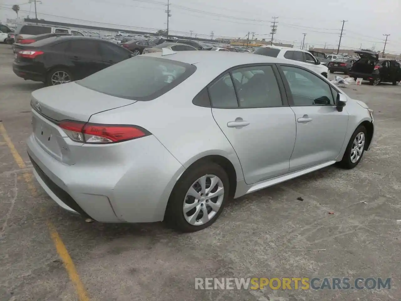 4 Photograph of a damaged car 5YFEPMAE6MP203635 TOYOTA COROLLA 2021