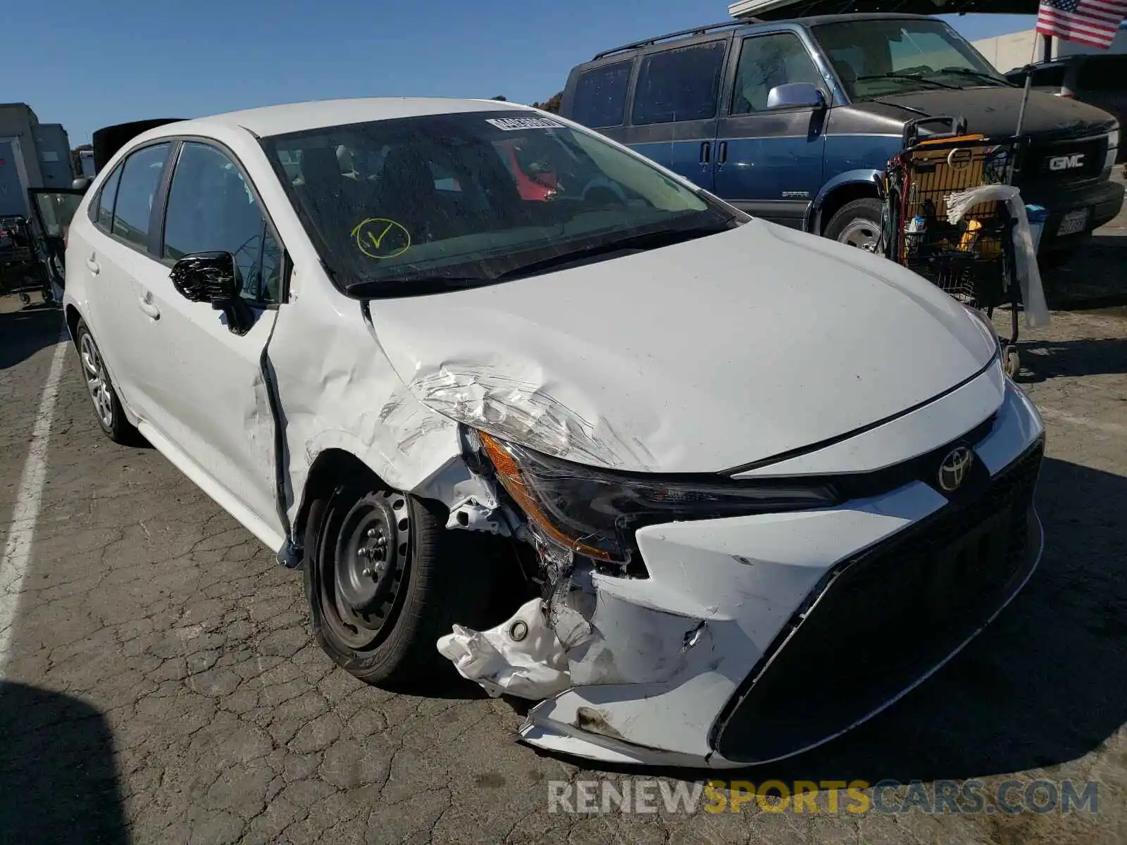 1 Photograph of a damaged car 5YFEPMAE6MP205546 TOYOTA COROLLA 2021