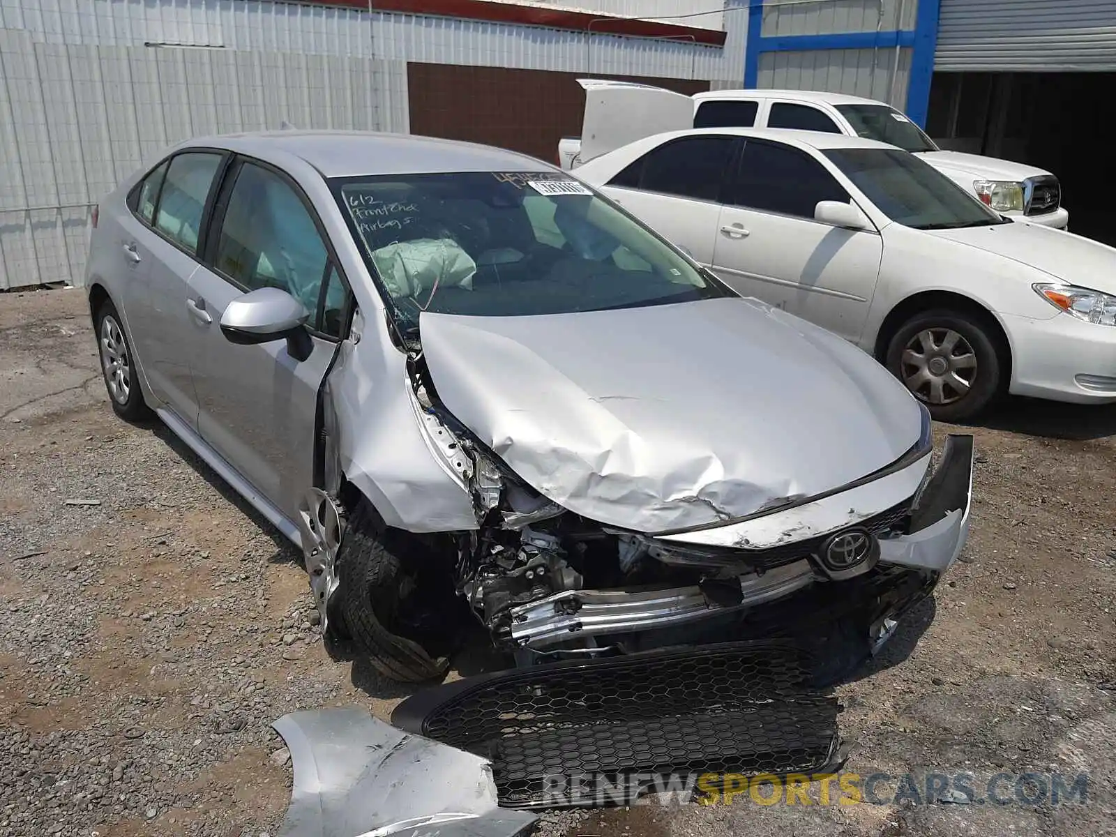 1 Photograph of a damaged car 5YFEPMAE6MP205935 TOYOTA COROLLA 2021
