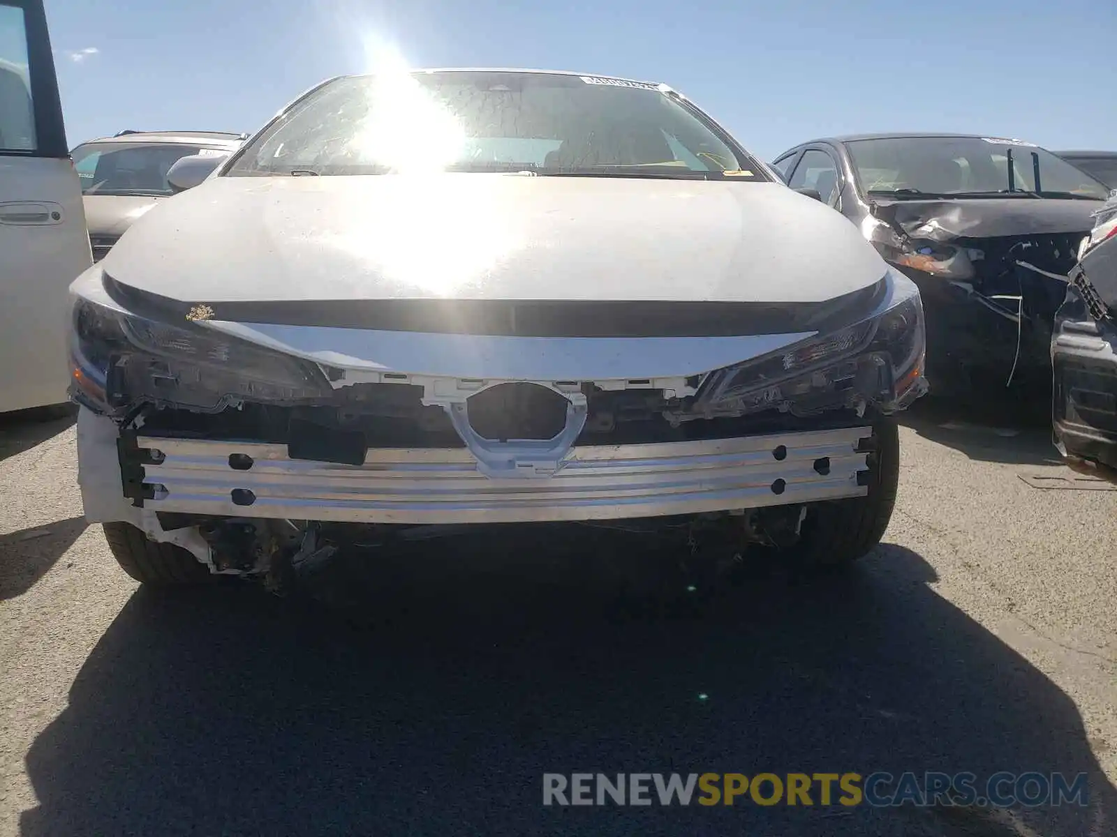 9 Photograph of a damaged car 5YFEPMAE6MP206406 TOYOTA COROLLA 2021