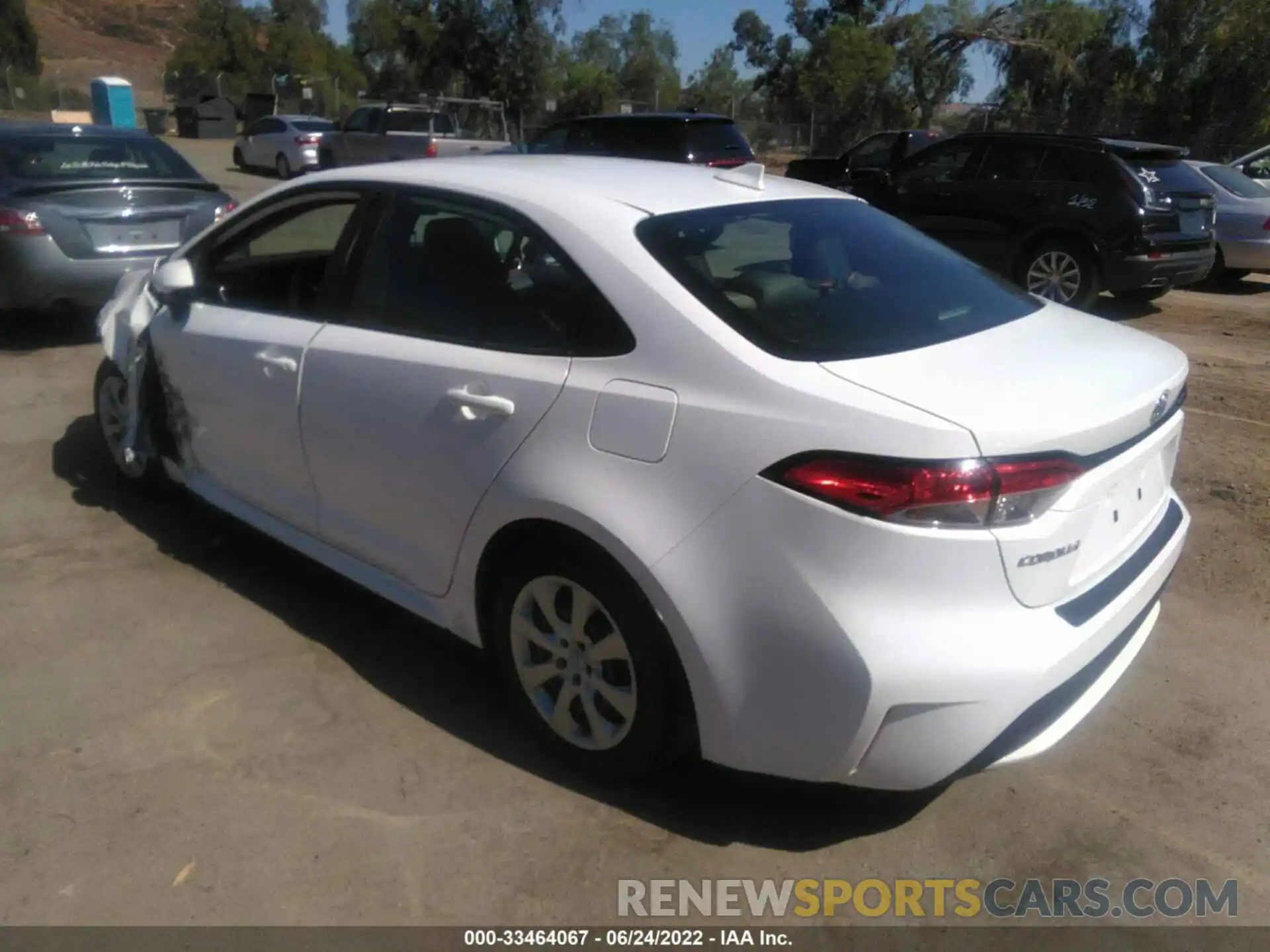 3 Photograph of a damaged car 5YFEPMAE6MP206499 TOYOTA COROLLA 2021