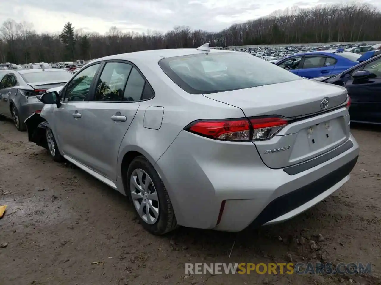 3 Photograph of a damaged car 5YFEPMAE6MP206647 TOYOTA COROLLA 2021