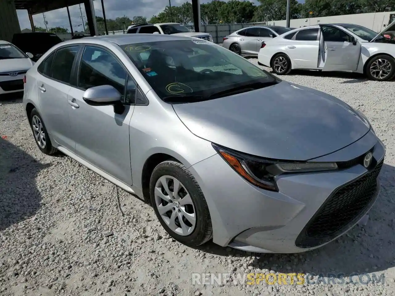 1 Photograph of a damaged car 5YFEPMAE6MP206664 TOYOTA COROLLA 2021