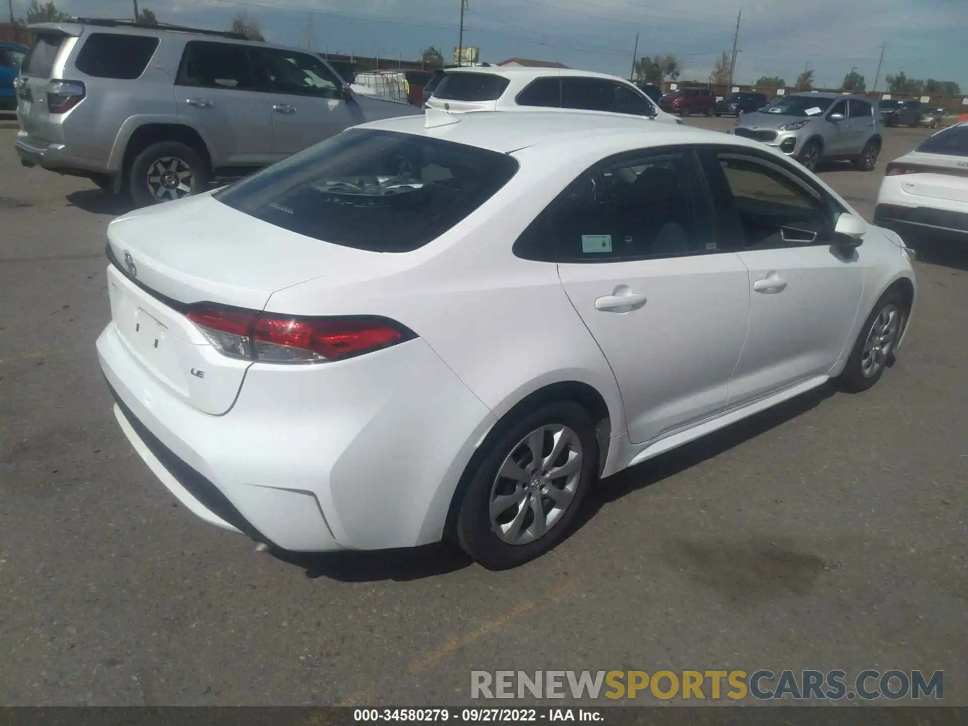 4 Photograph of a damaged car 5YFEPMAE6MP208009 TOYOTA COROLLA 2021