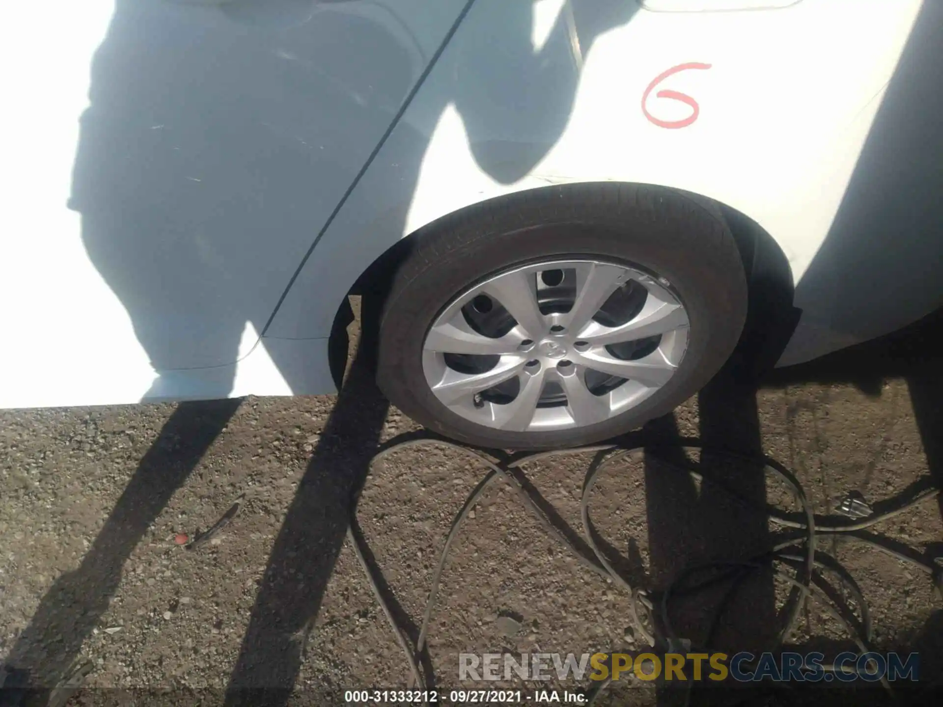 13 Photograph of a damaged car 5YFEPMAE6MP208401 TOYOTA COROLLA 2021