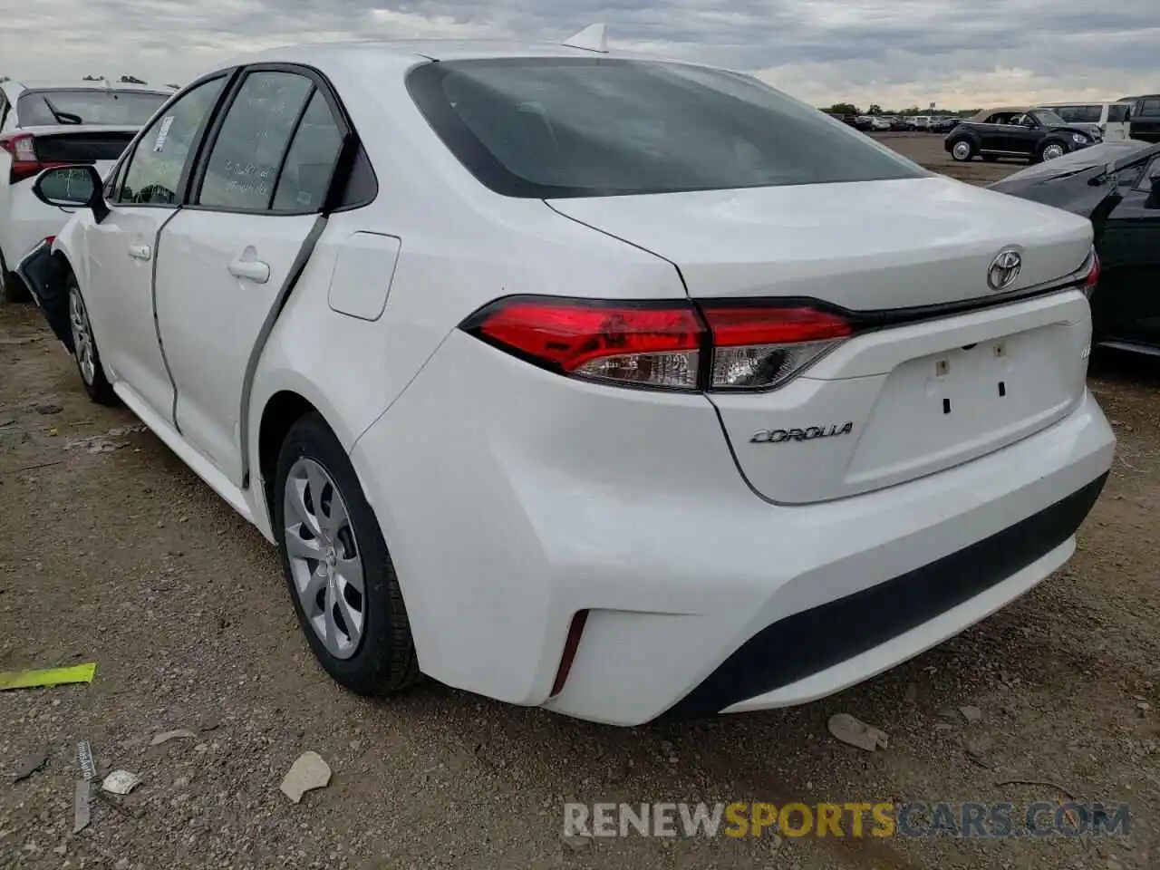 3 Photograph of a damaged car 5YFEPMAE6MP208480 TOYOTA COROLLA 2021