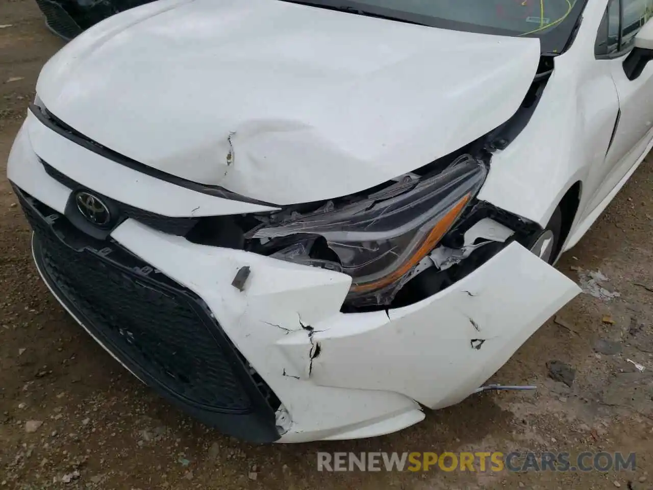 9 Photograph of a damaged car 5YFEPMAE6MP208480 TOYOTA COROLLA 2021