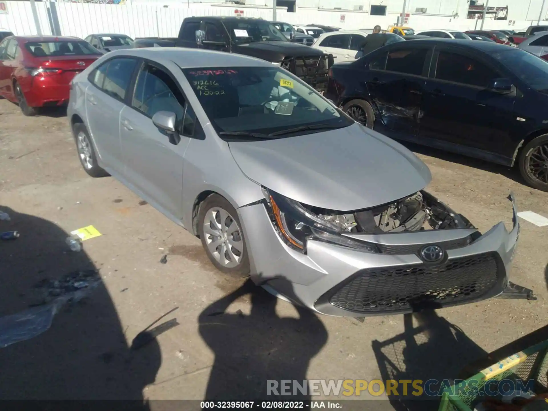 1 Photograph of a damaged car 5YFEPMAE6MP212674 TOYOTA COROLLA 2021