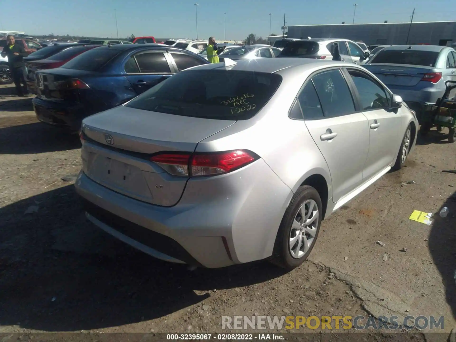 4 Photograph of a damaged car 5YFEPMAE6MP212674 TOYOTA COROLLA 2021