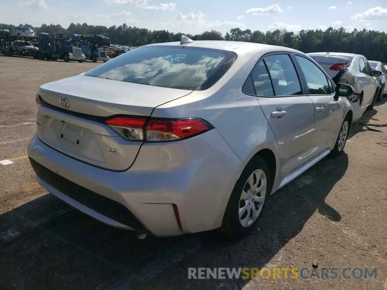 4 Photograph of a damaged car 5YFEPMAE6MP214439 TOYOTA COROLLA 2021